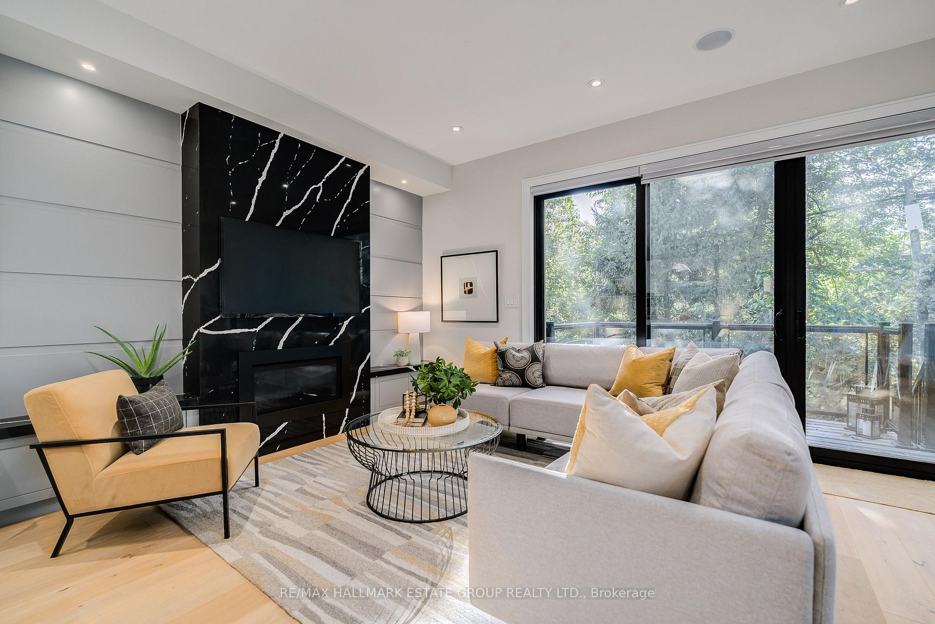 Photo 12 of 70 Bellefair Avenue, Toronto, The Beaches — HOMEH