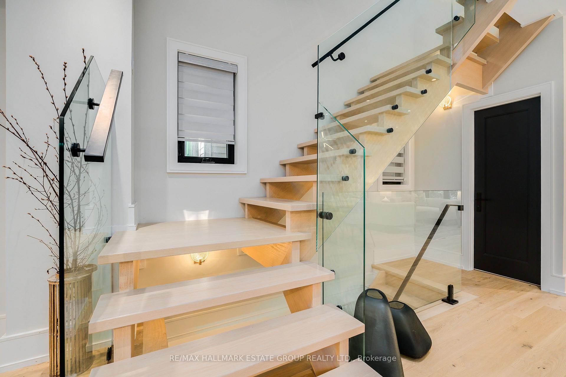 Photo 16 of 70 Bellefair Avenue, Toronto, The Beaches — HOMEH