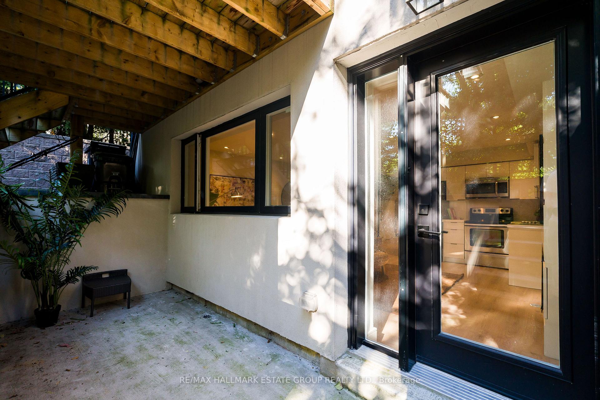 Photo 41 of 70 Bellefair Avenue, Toronto, The Beaches — HOMEH