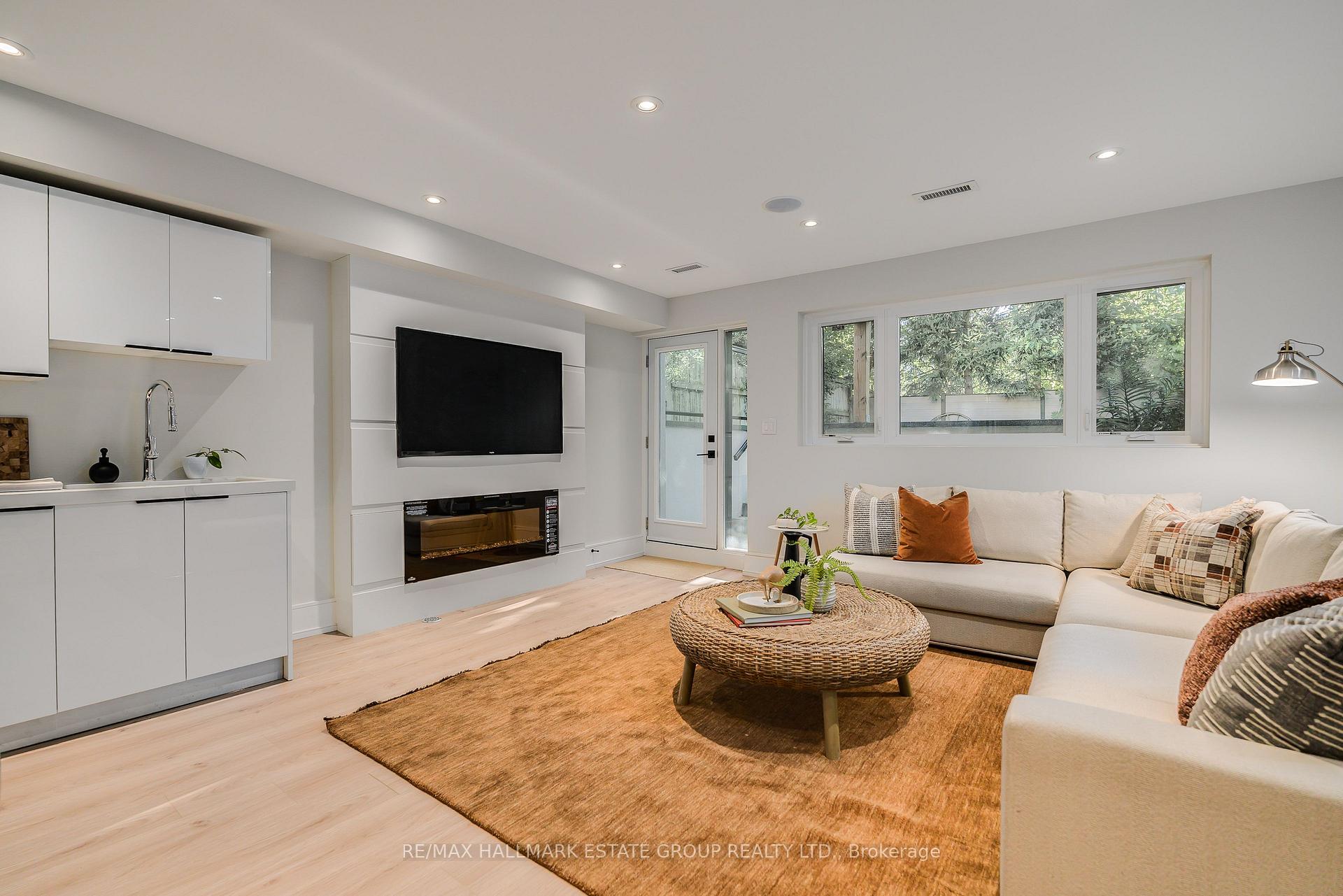 Photo 42 of 70 Bellefair Avenue, Toronto, The Beaches — HOMEH