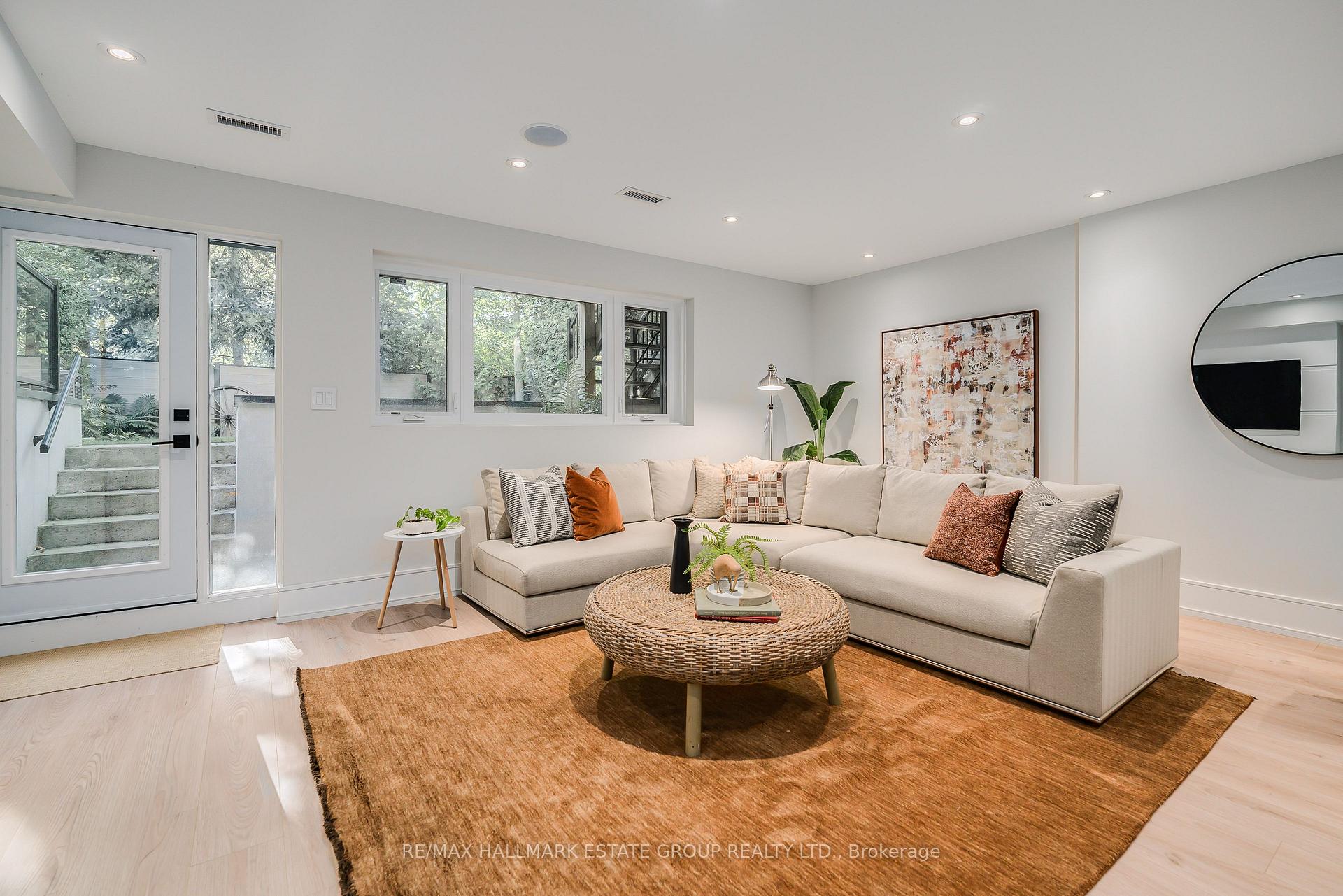 Photo 43 of 70 Bellefair Avenue, Toronto, The Beaches — HOMEH