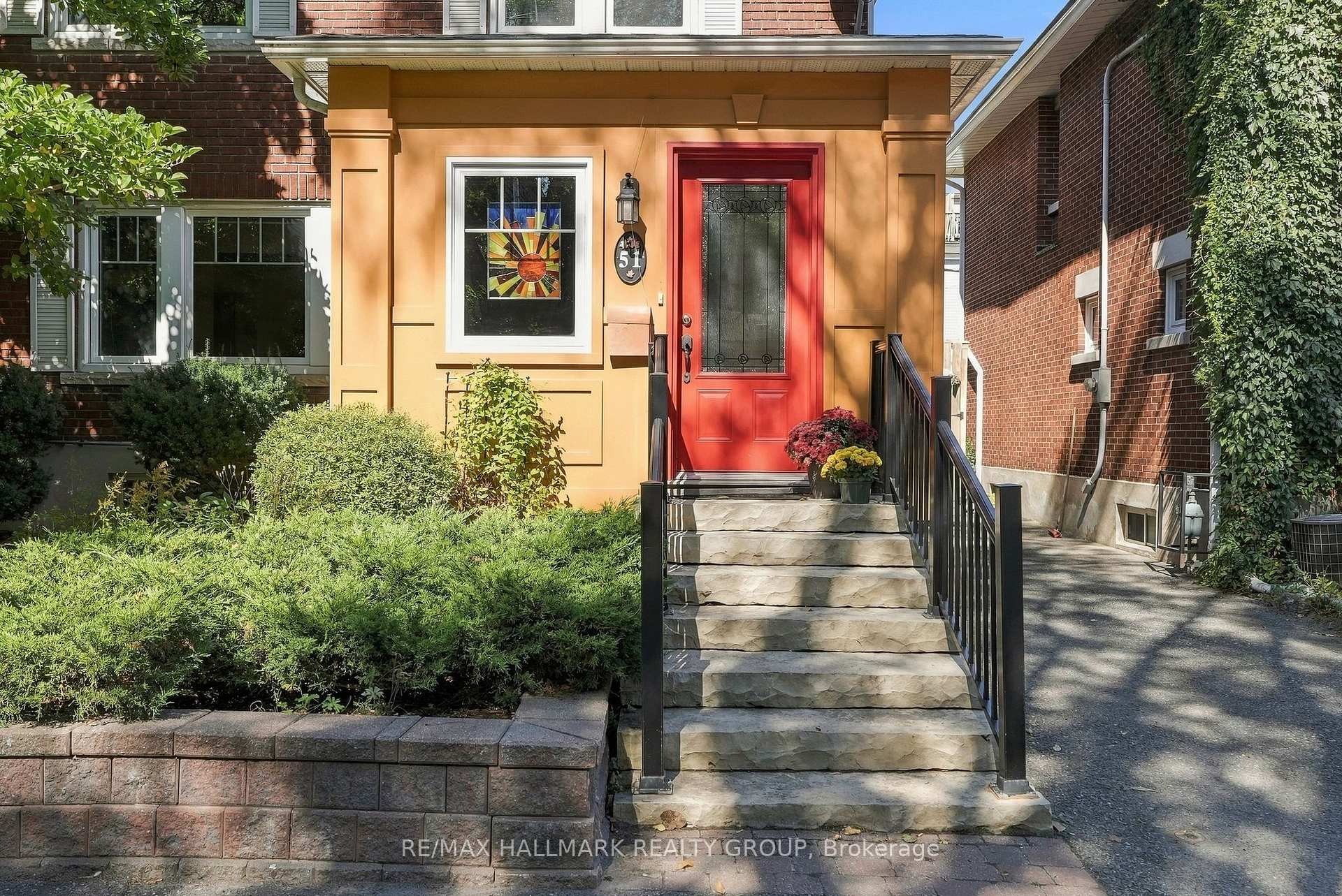 Photo 2 of 51 Clarey Avenue, Ottawa, Glebe — HOMEH