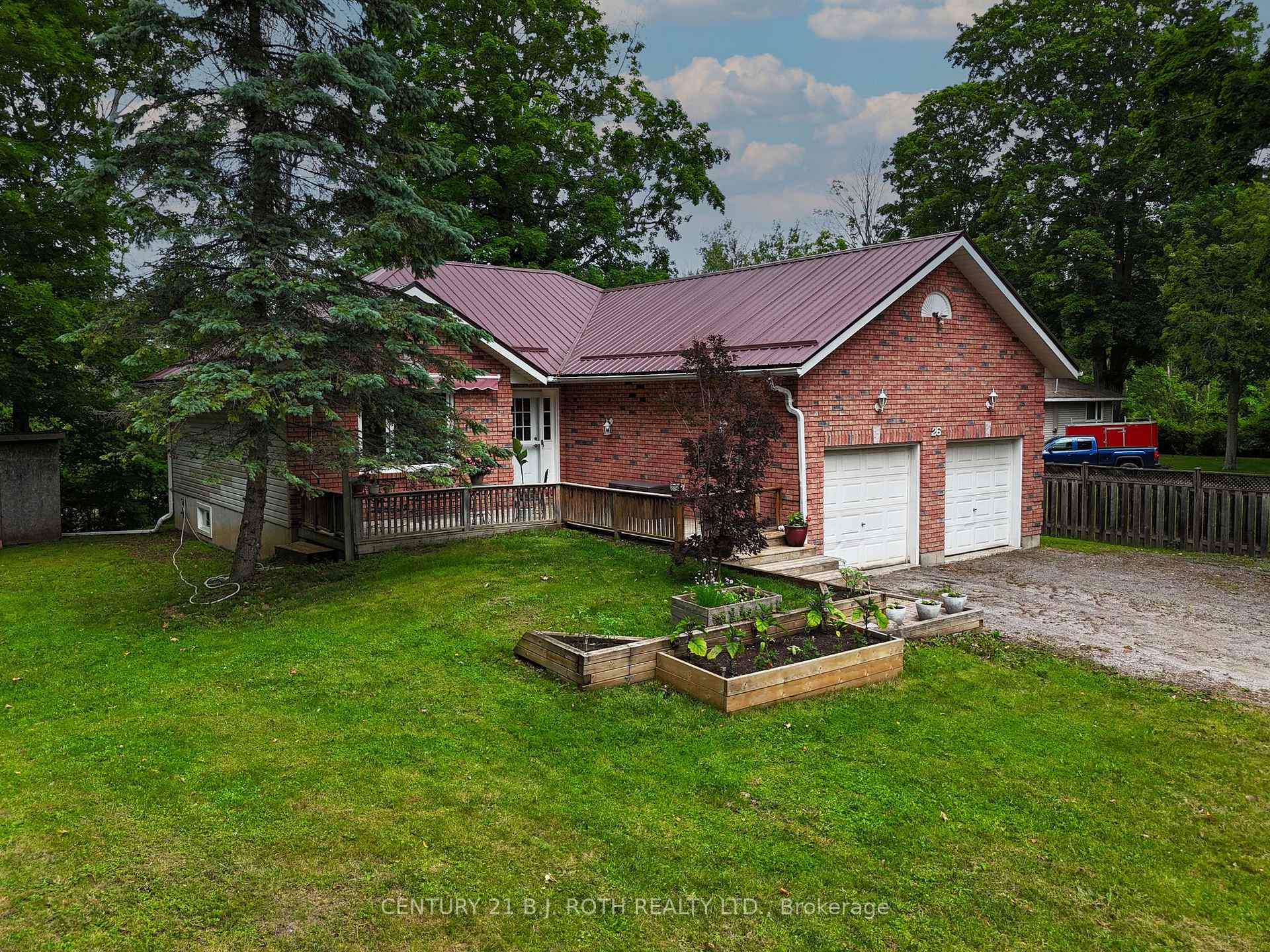 Photo 2 of 26 Bedford Road, Georgina, Sutton & Jackson's Point — HOMEH