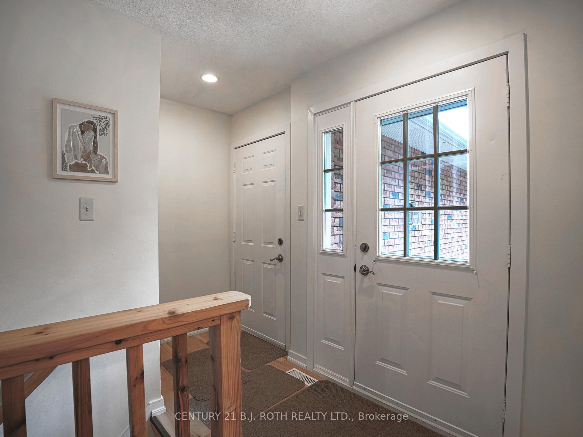 Photo 8 of 26 Bedford Road, Georgina, Sutton & Jackson's Point — HOMEH