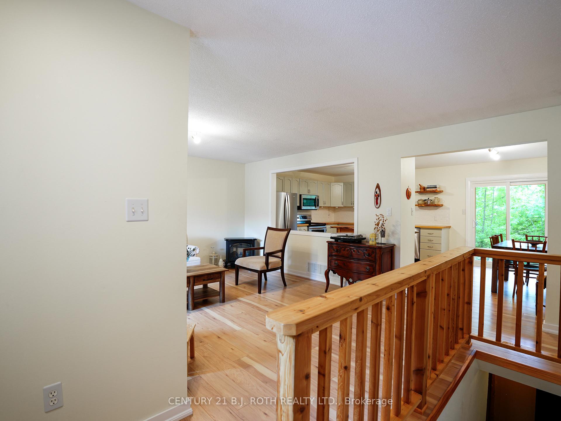 Photo 14 of 26 Bedford Road, Georgina, Sutton & Jackson's Point — HOMEH