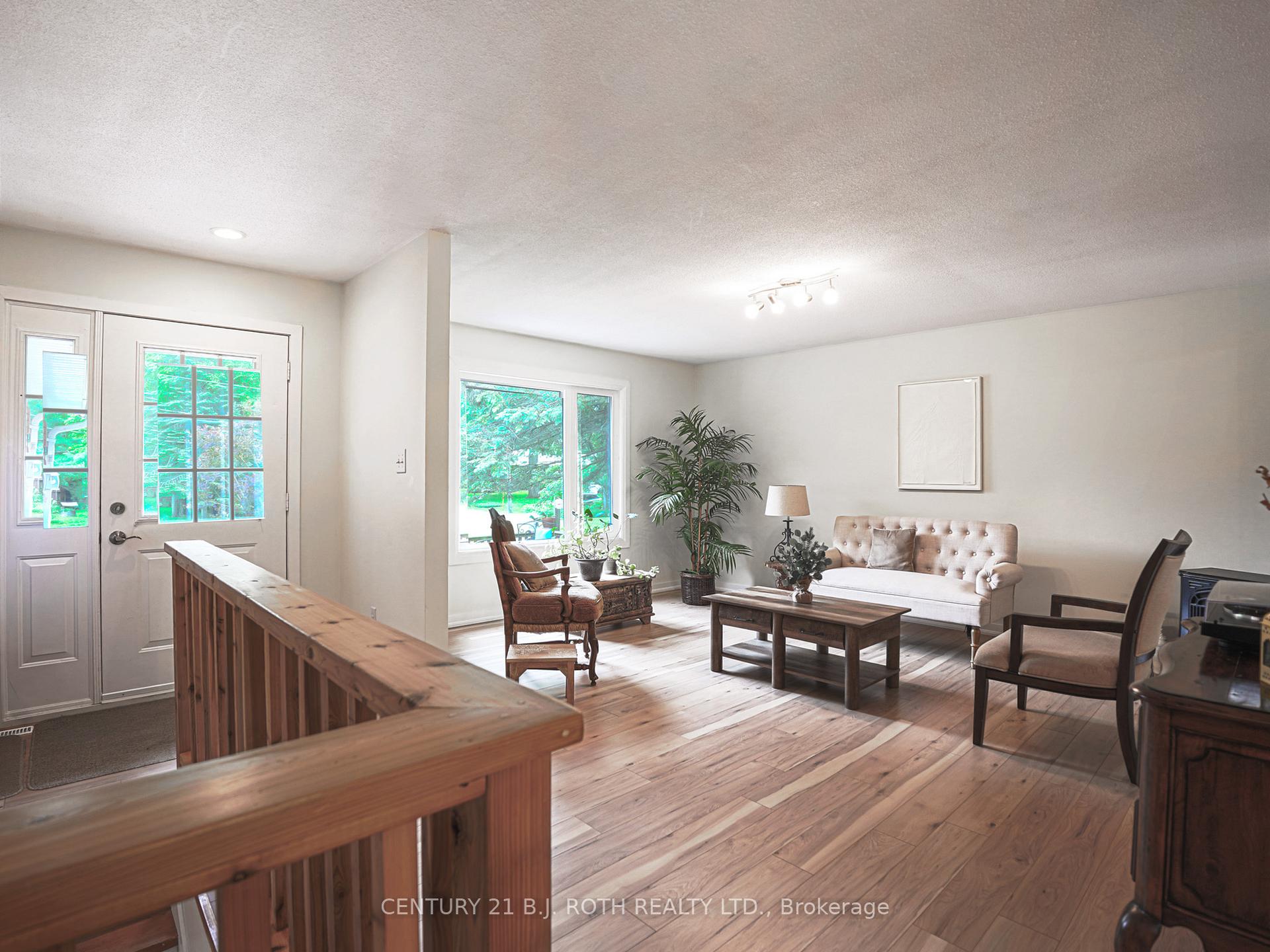 Photo 15 of 26 Bedford Road, Georgina, Sutton & Jackson's Point — HOMEH