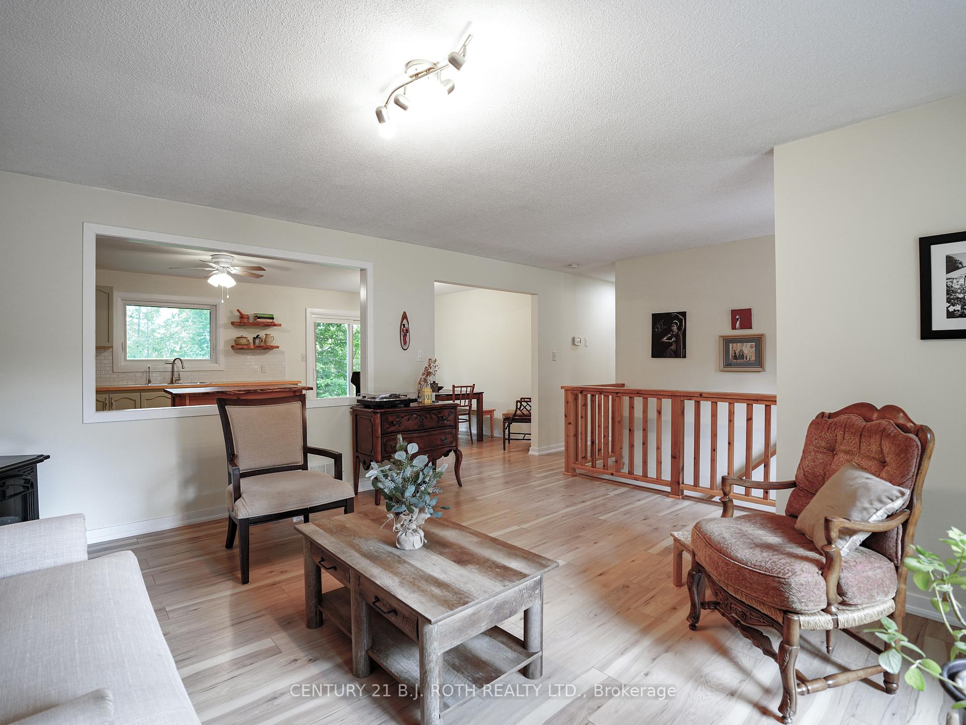Photo 18 of 26 Bedford Road, Georgina, Sutton & Jackson's Point — HOMEH