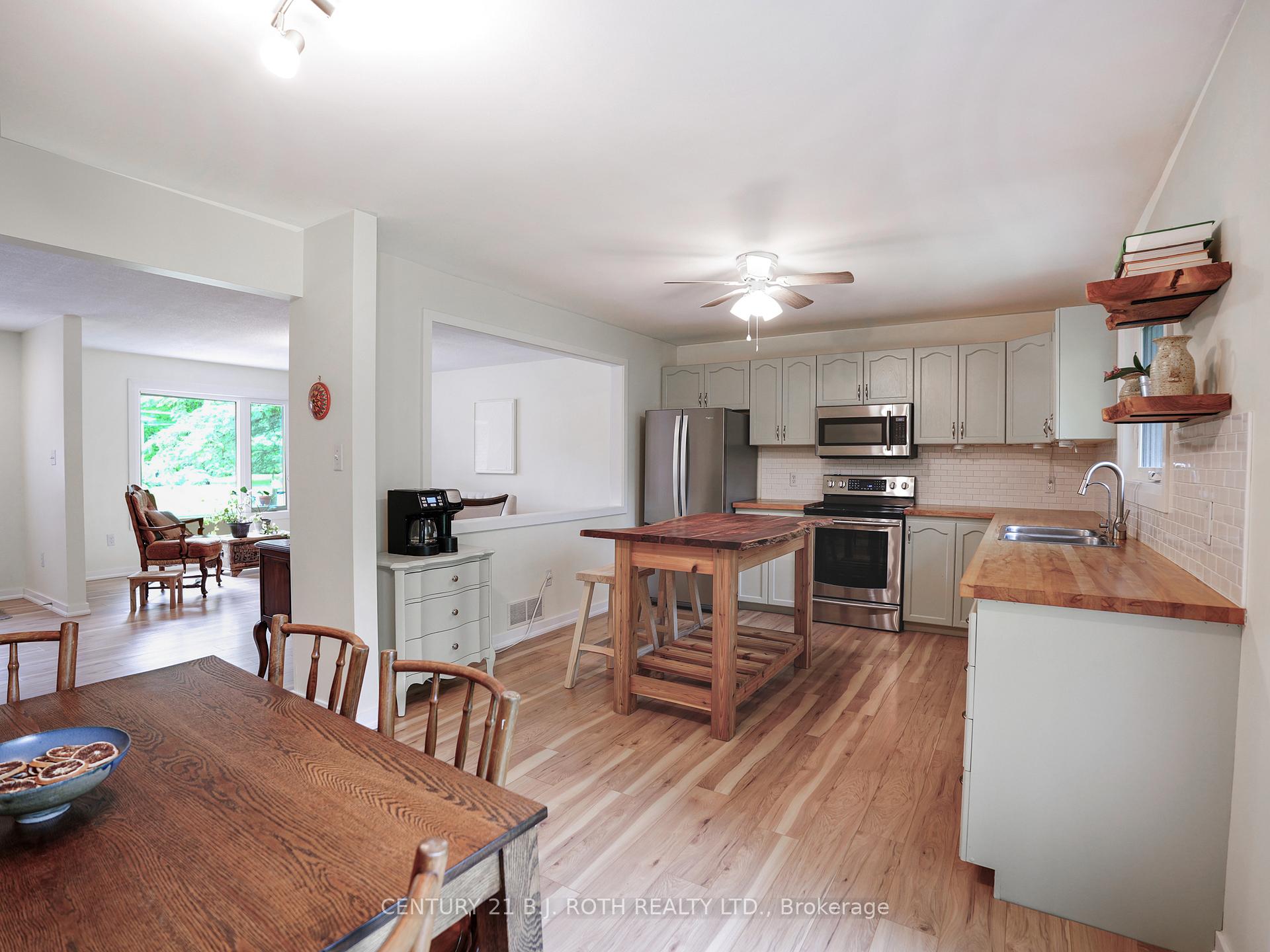 Photo 19 of 26 Bedford Road, Georgina, Sutton & Jackson's Point — HOMEH
