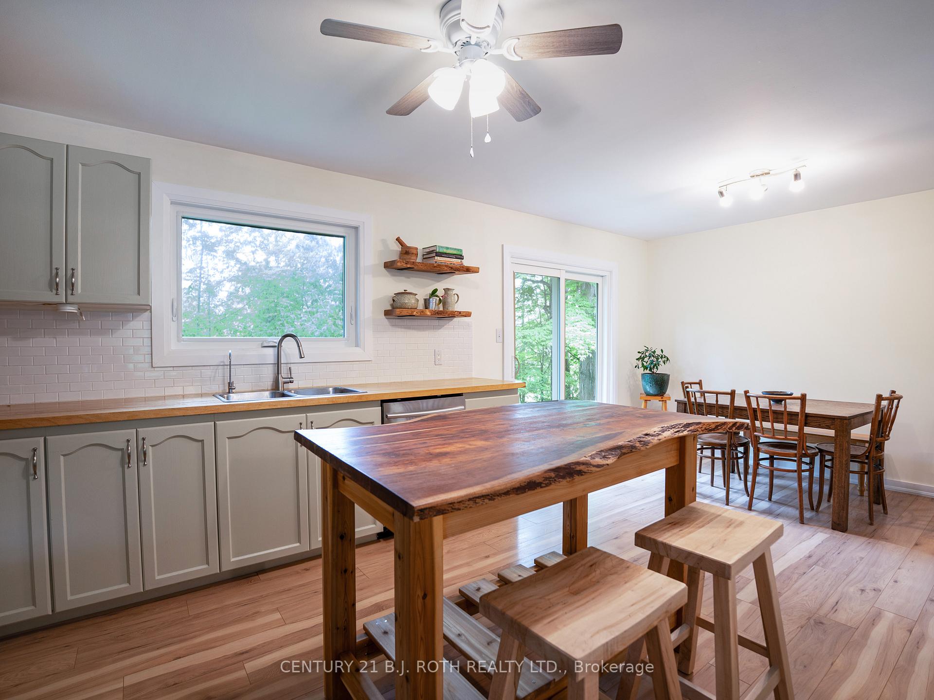 Photo 21 of 26 Bedford Road, Georgina, Sutton & Jackson's Point — HOMEH