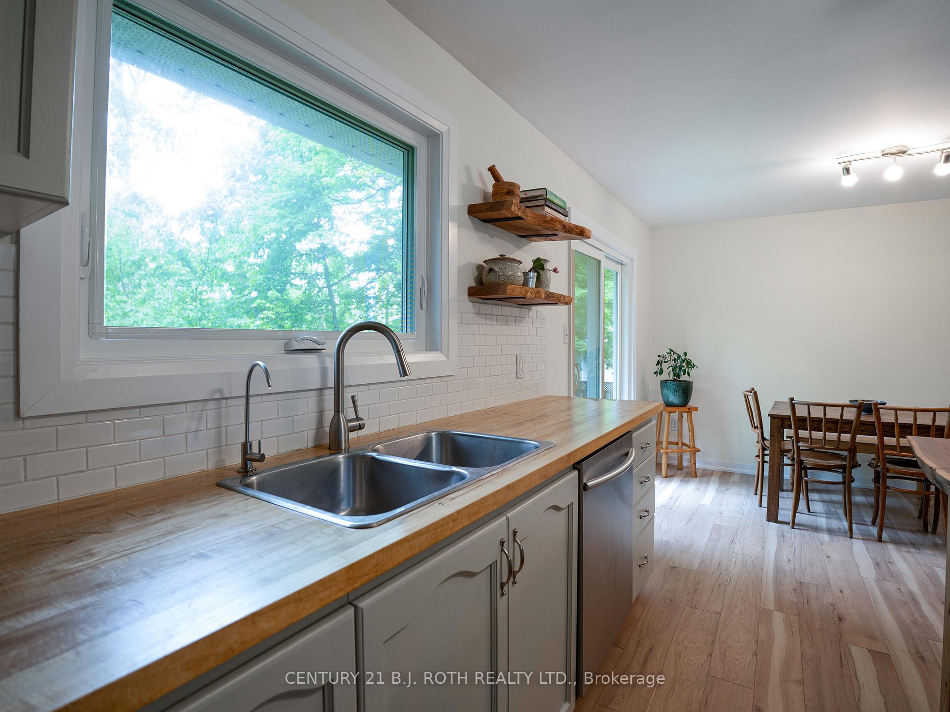 Photo 24 of 26 Bedford Road, Georgina, Sutton & Jackson's Point — HOMEH