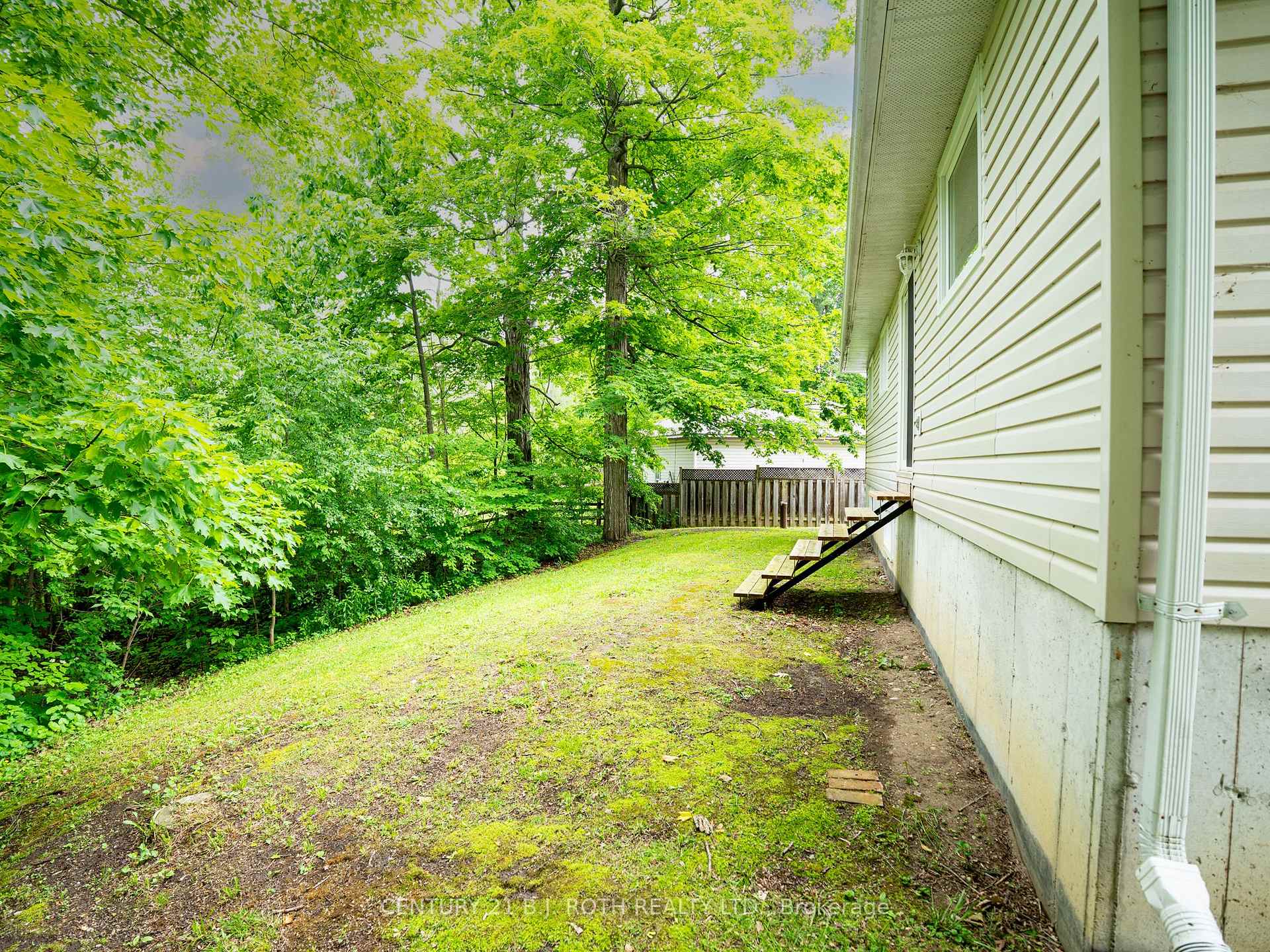 Photo 40 of 26 Bedford Road, Georgina, Sutton & Jackson's Point — HOMEH