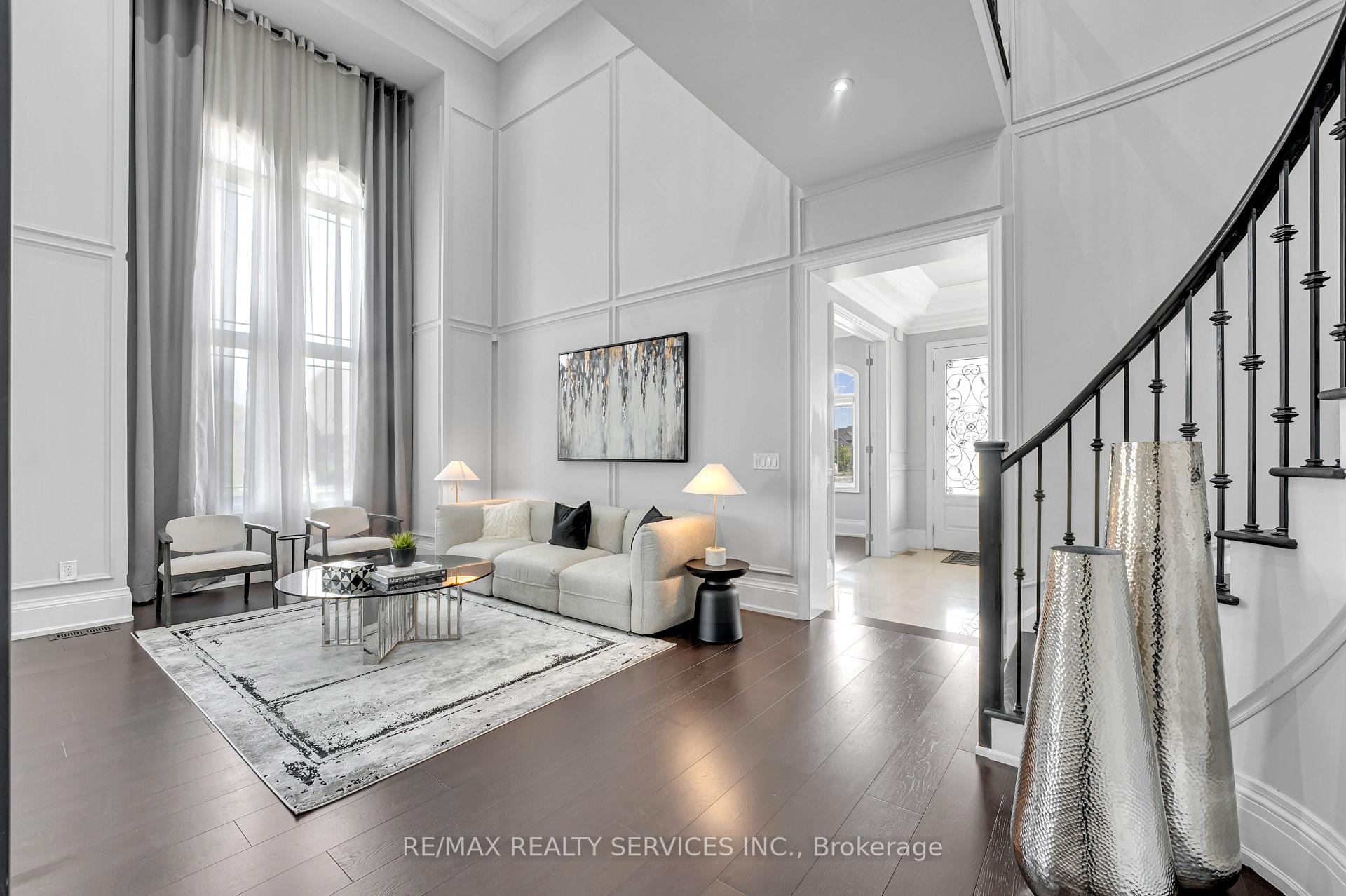 Photo 5 of 22 Giant Cedars Court, King, Nobleton — HOMEH