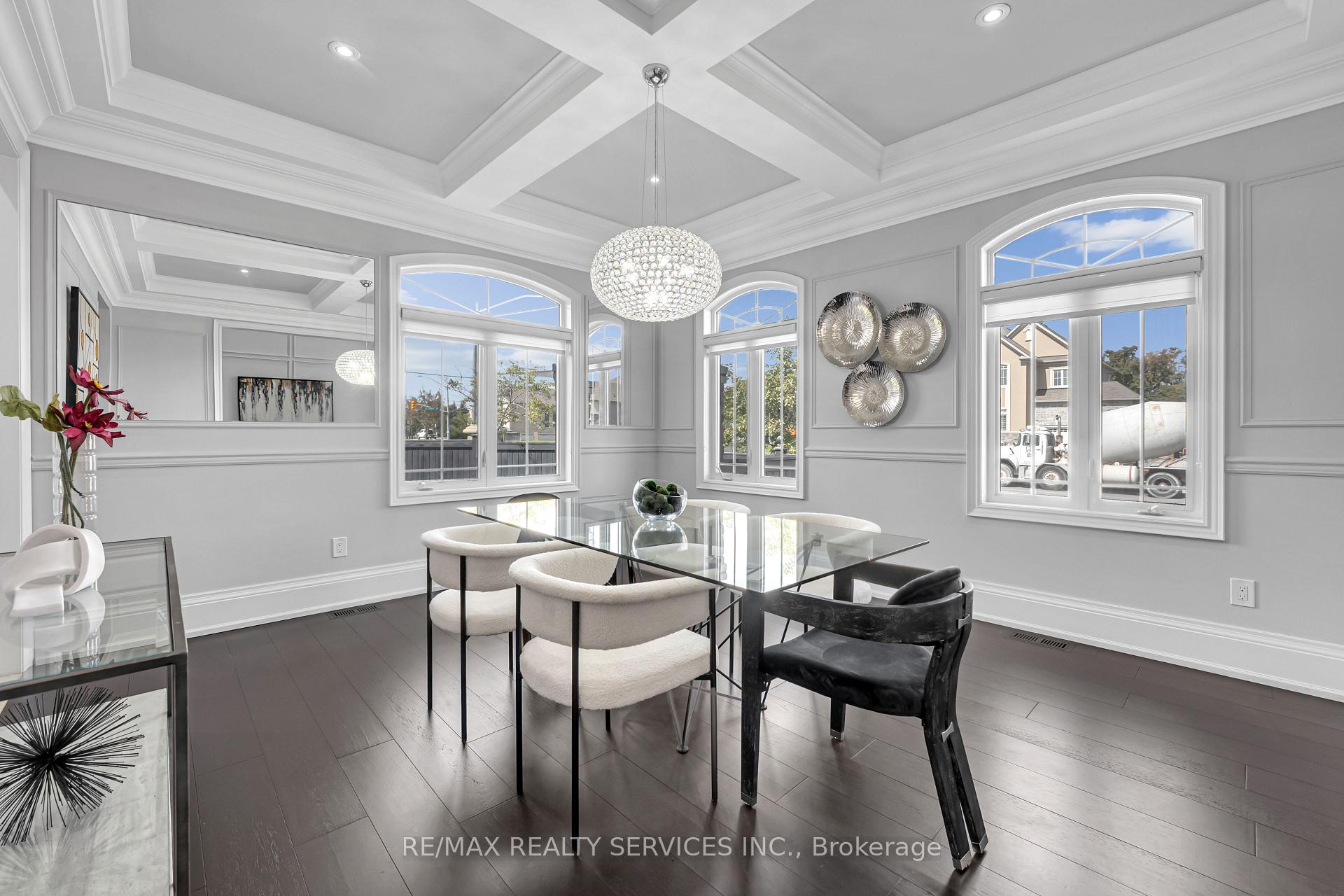 Photo 8 of 22 Giant Cedars Court, King, Nobleton — HOMEH