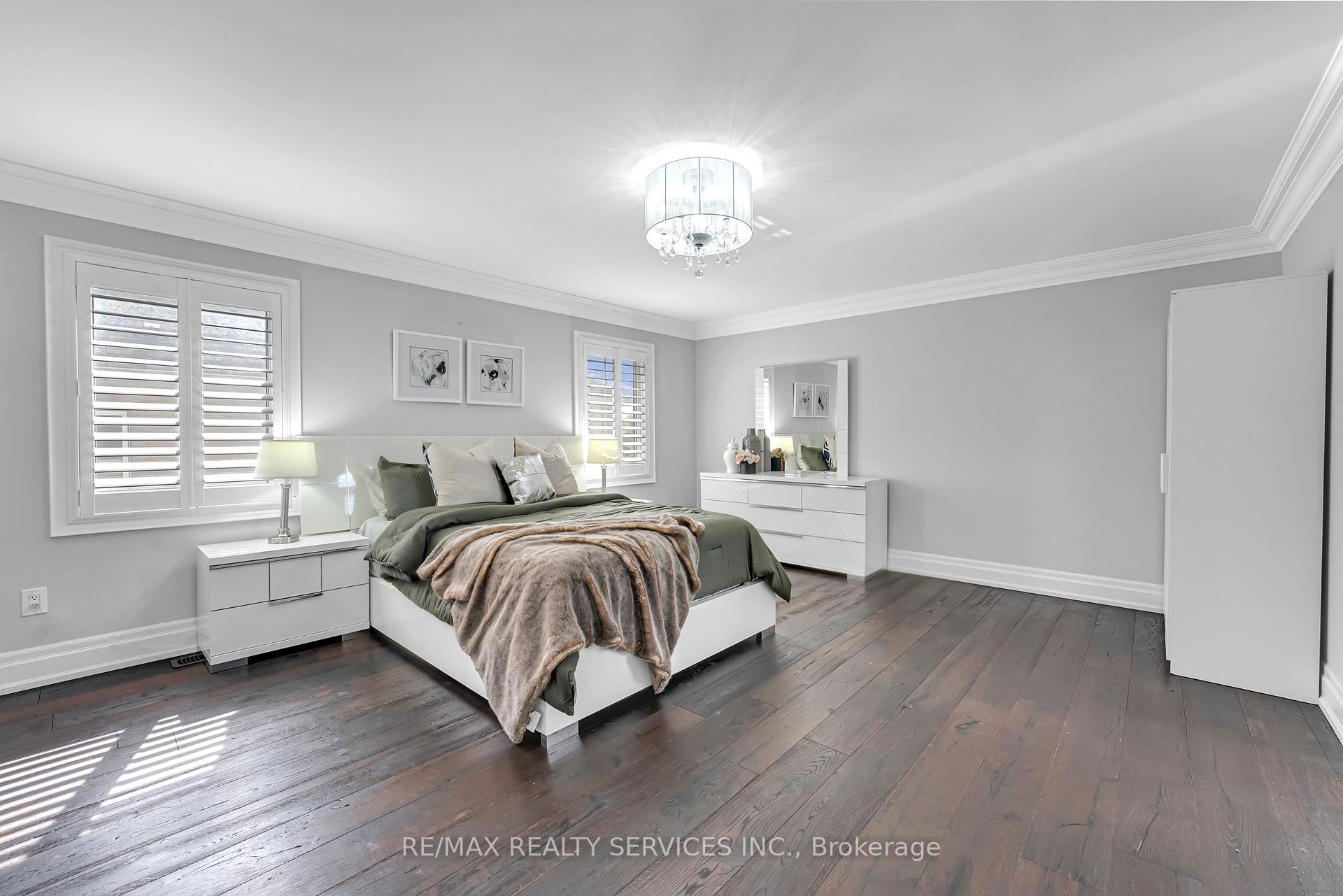Photo 19 of 22 Giant Cedars Court, King, Nobleton — HOMEH