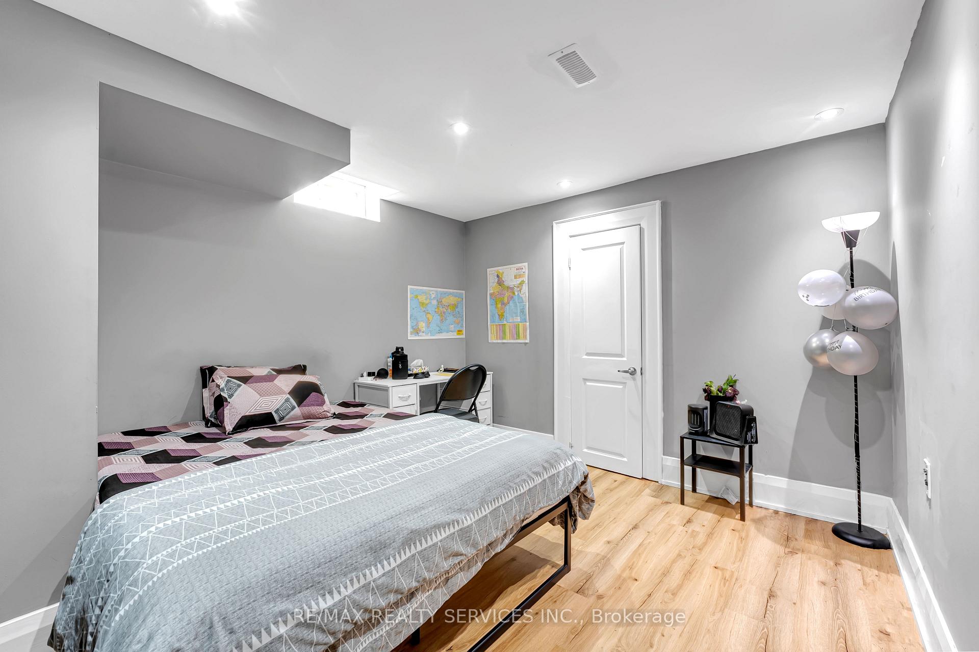 Photo 39 of 22 Giant Cedars Court, King, Nobleton — HOMEH