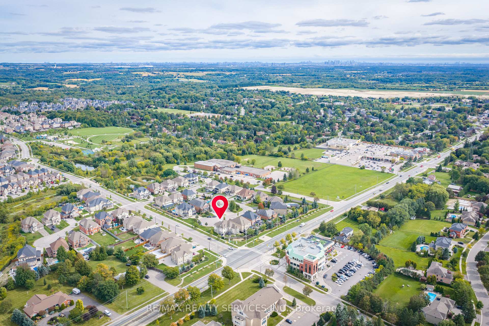 Photo 45 of 22 Giant Cedars Court, King, Nobleton — HOMEH