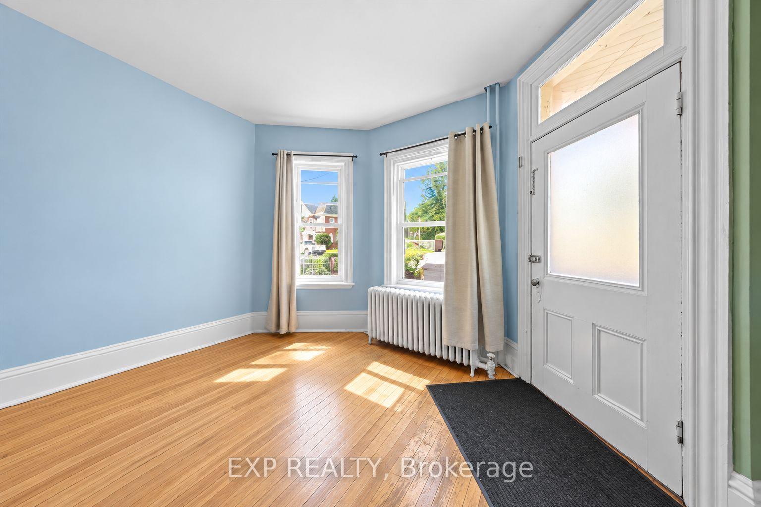 Photo 14 of 110 Chambers Street, Smiths Falls, Smiths Falls — HOMEH
