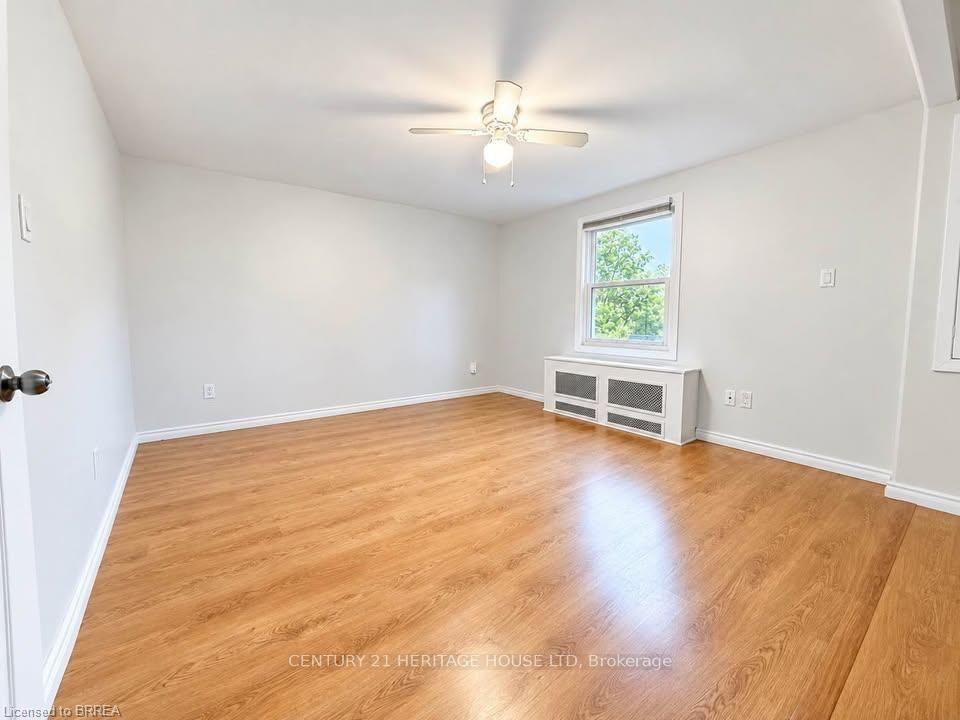 Photo 4 of Unit 3, 70 Grandview Street, Brantford, North Park/Wood St. — HOMEH