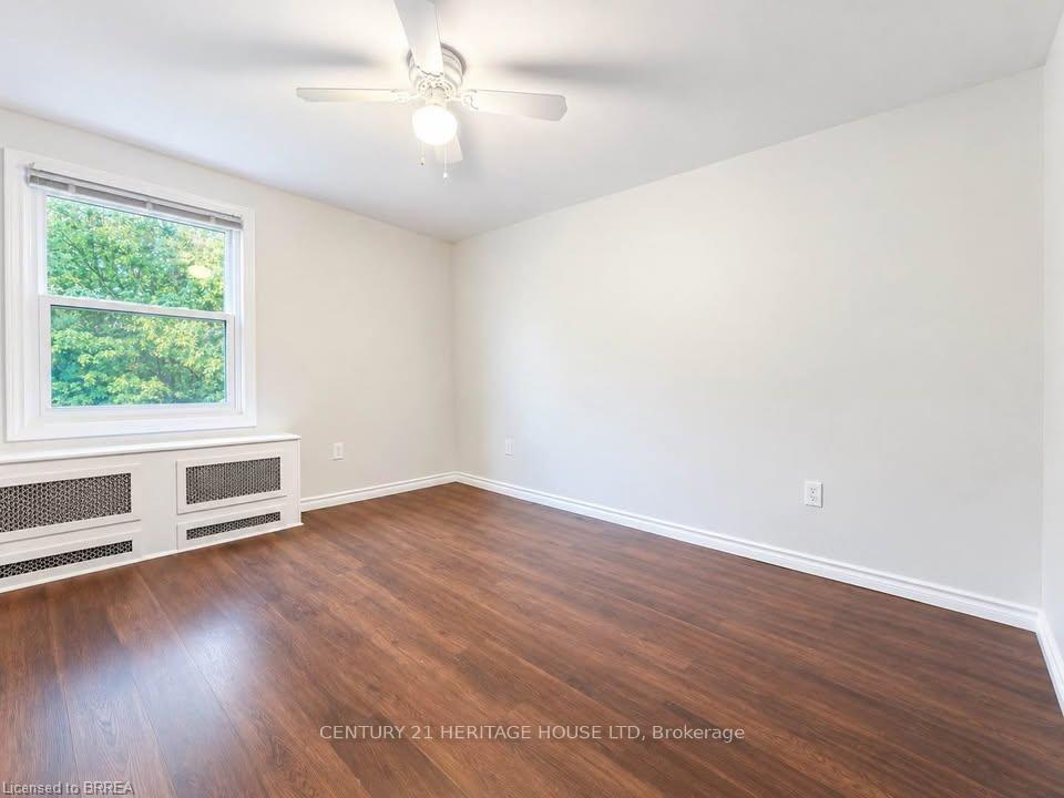 Photo 8 of Unit 3, 70 Grandview Street, Brantford, North Park/Wood St. — HOMEH