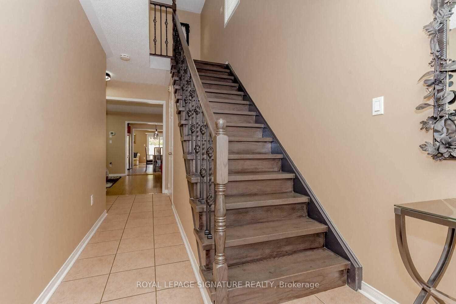 Photo 4 of 3833 Partition Road, Mississauga, Lisgar — HOMEH