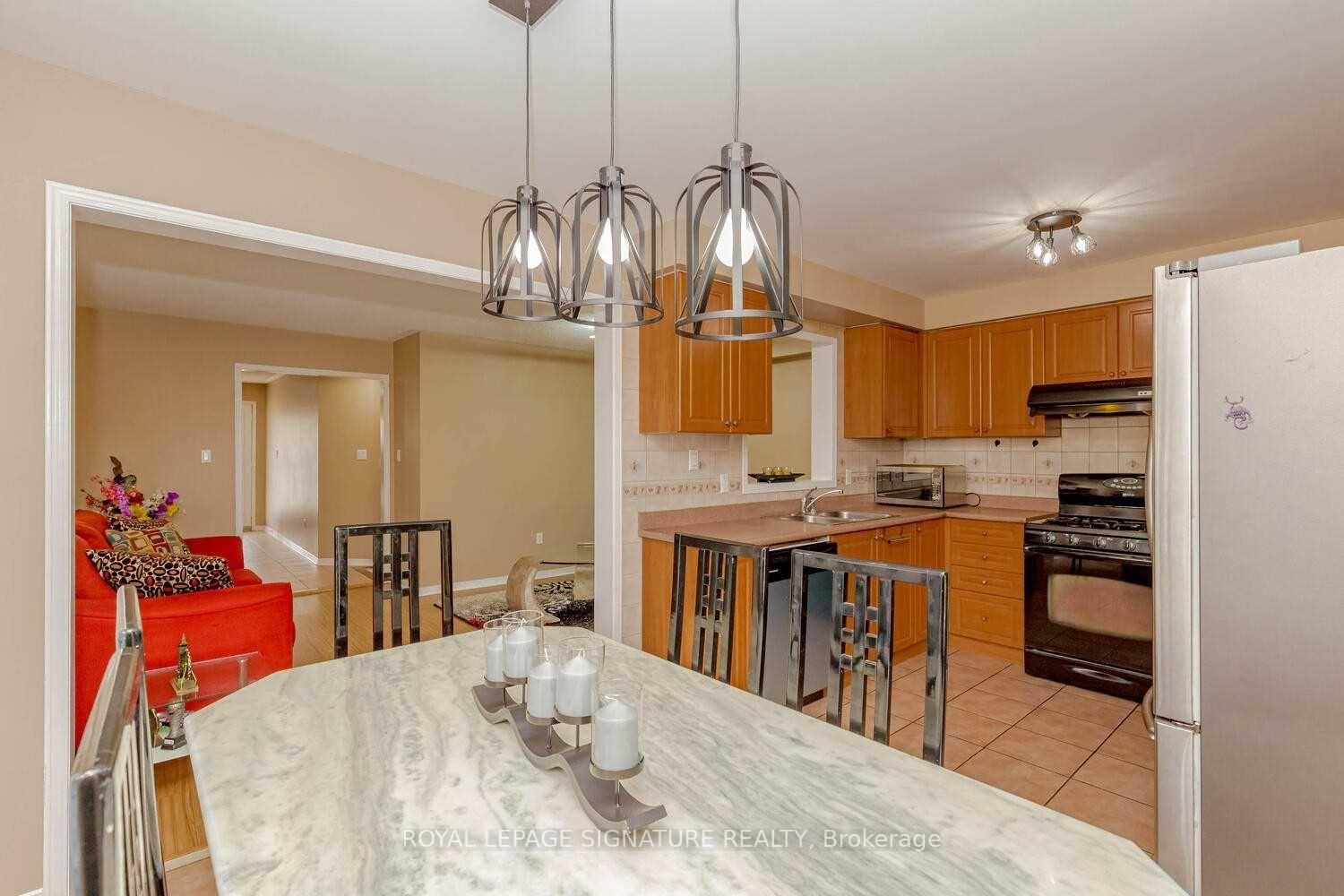 Photo 11 of 3833 Partition Road, Mississauga, Lisgar — HOMEH