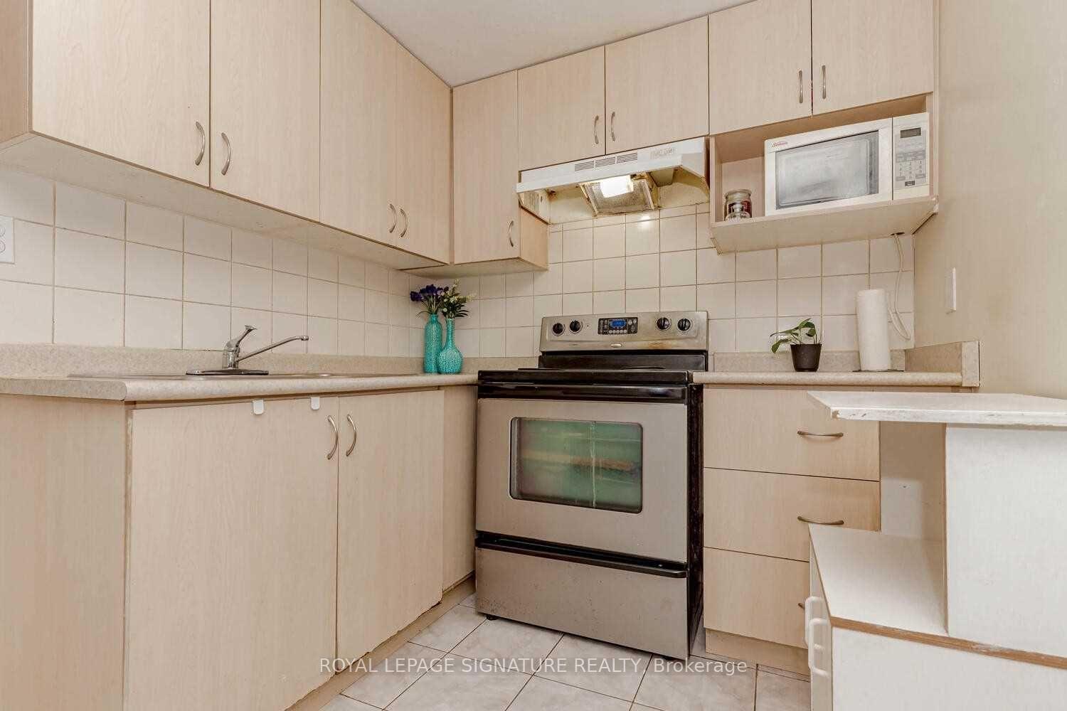Photo 34 of 3833 Partition Road, Mississauga, Lisgar — HOMEH