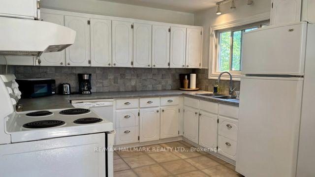 Photo 10 of 294 Mcmillan Drive, Georgina, Keswick South — HOMEH