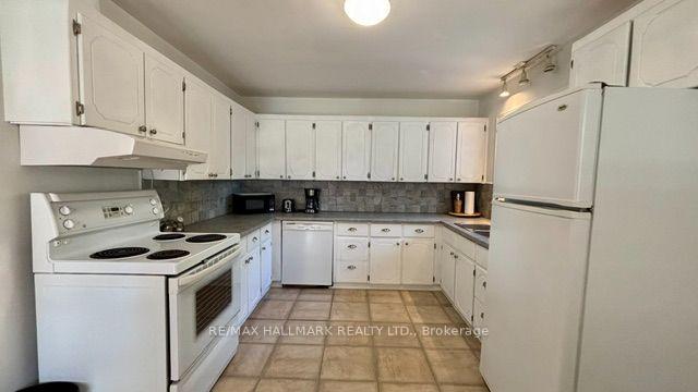 Photo 13 of 294 Mcmillan Drive, Georgina, Keswick South — HOMEH