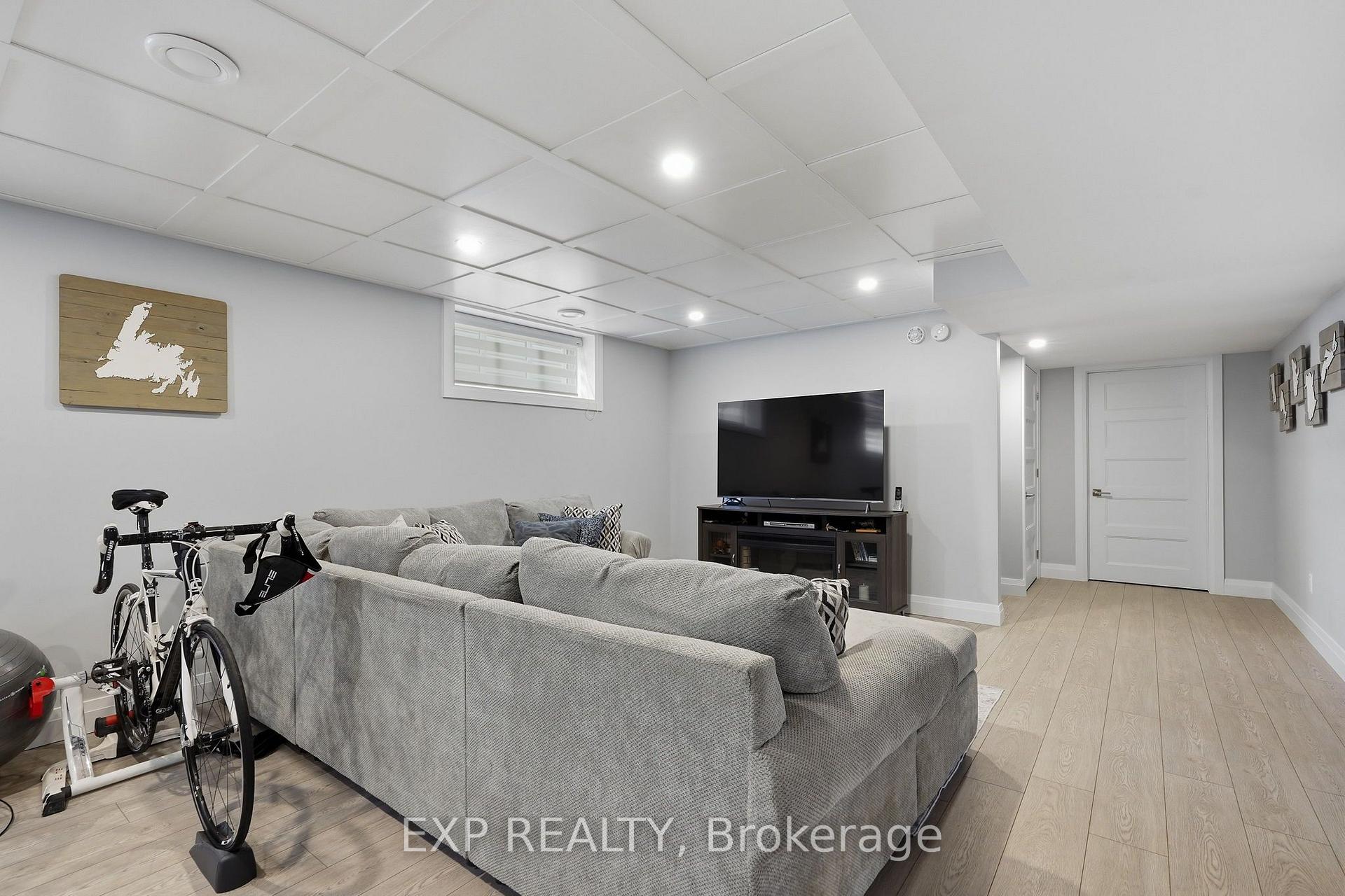 Photo 31 of 382 Dore Street, Casselman, Casselman — HOMEH