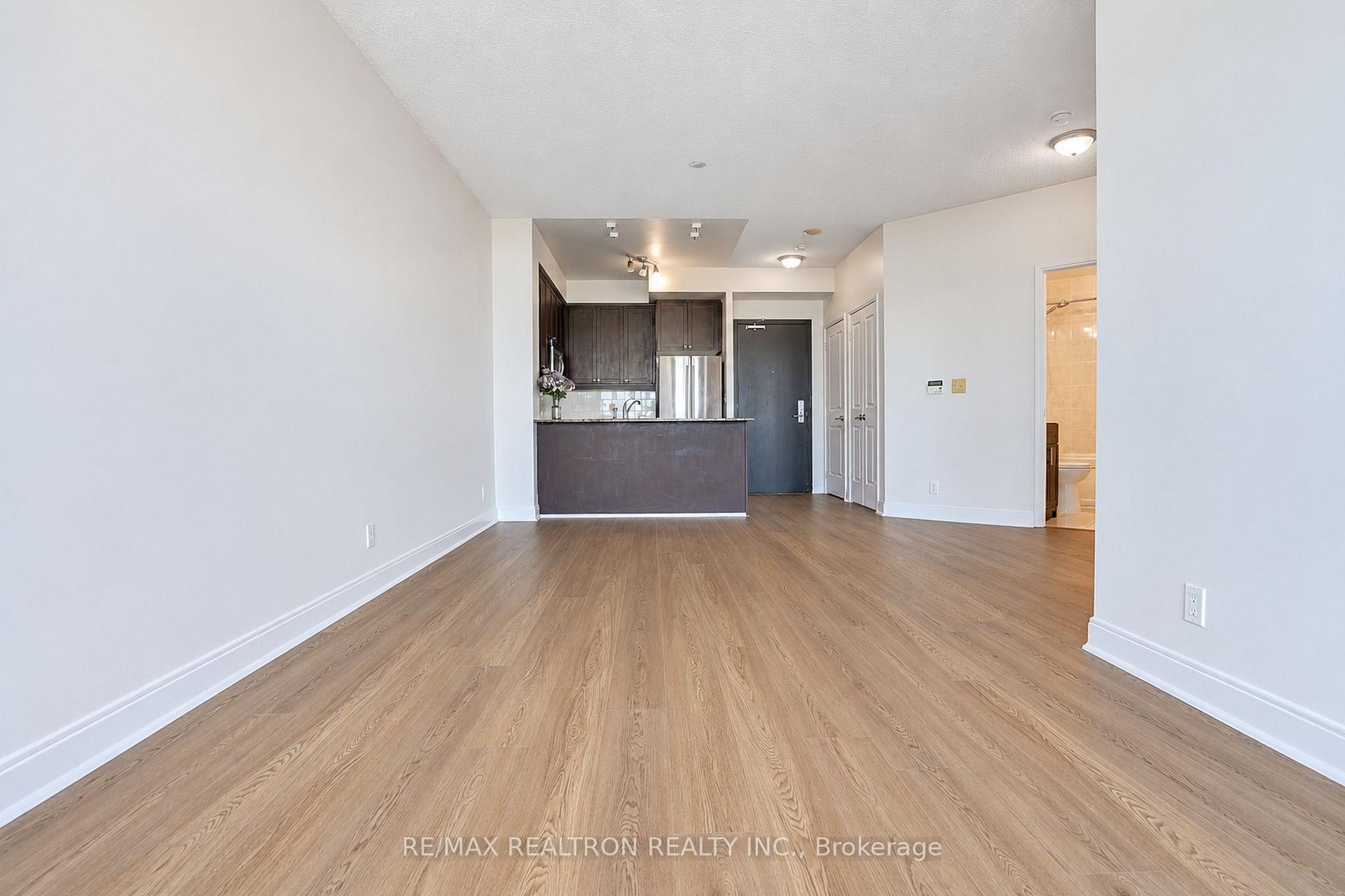 Photo 13 of Unit 710, 90 Absolute Avenue, Mississauga, City Centre — HOMEH