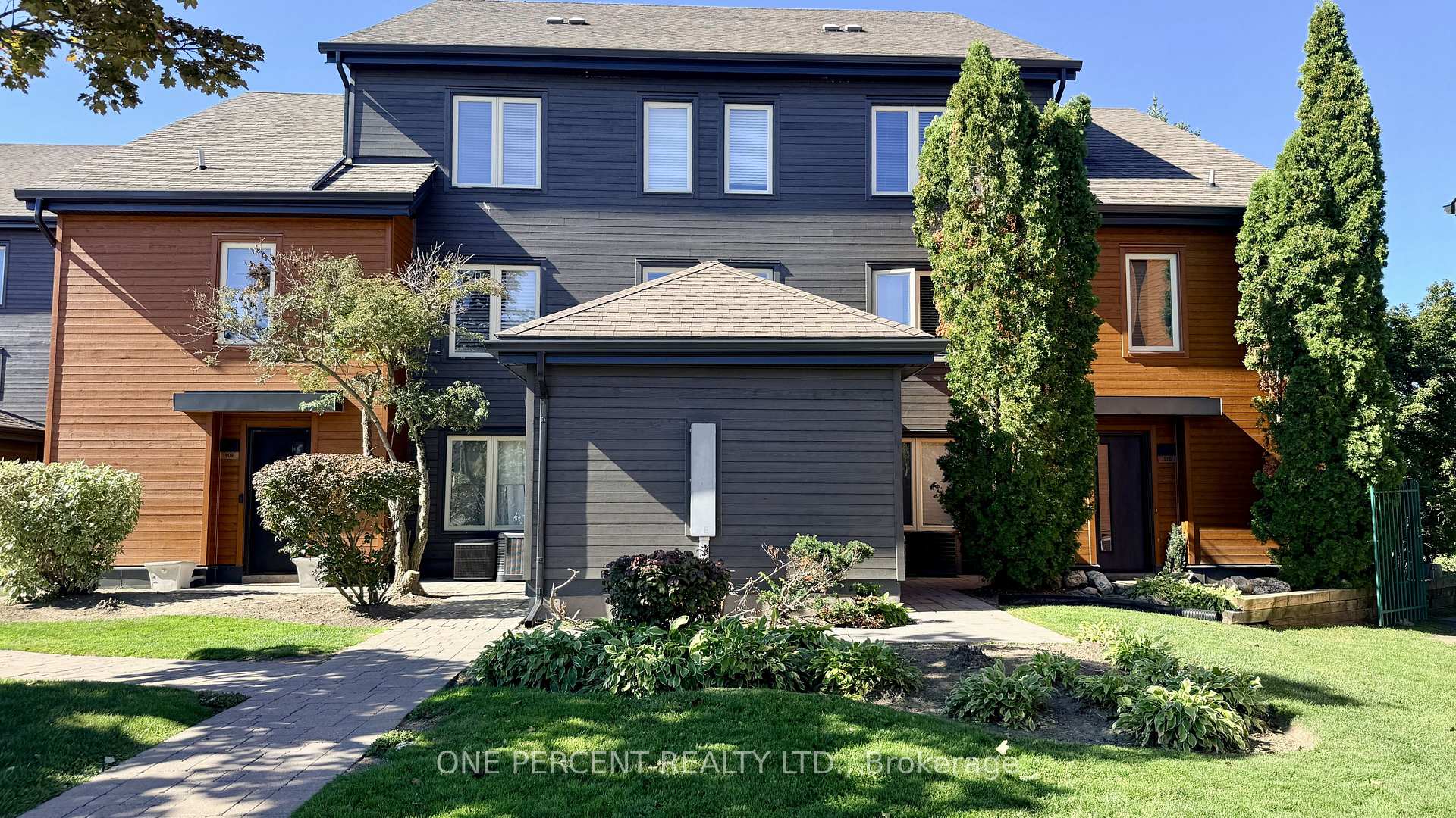 Photo 1 of Unit 210, 110 Fairway Crescent, Blue Mountains — HOMEH
