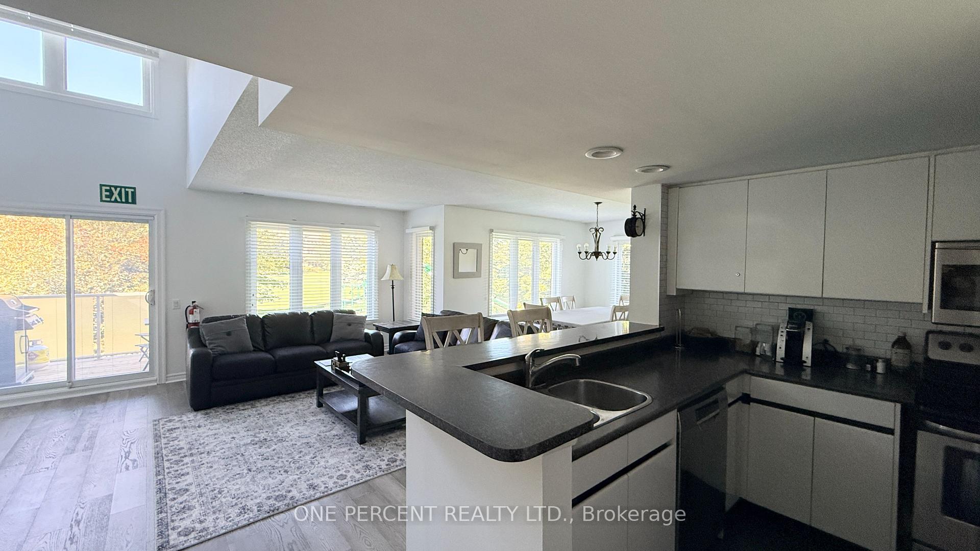 Photo 6 of Unit 210, 110 Fairway Crescent, Blue Mountains — HOMEH