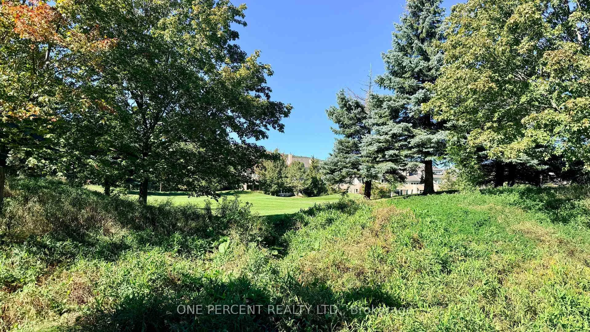 Photo 4 of Unit 210, 110 Fairway Crescent, Blue Mountains — HOMEH
