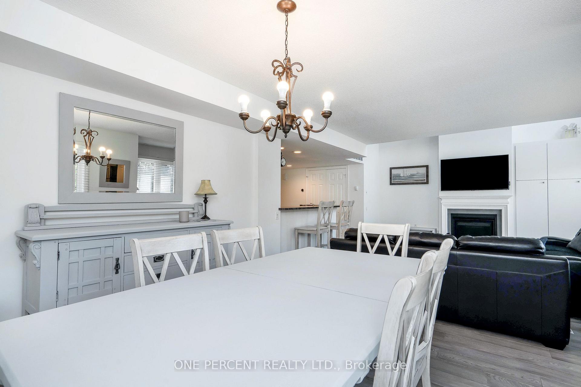 Photo 15 of Unit 210, 110 Fairway Crescent, Blue Mountains — HOMEH