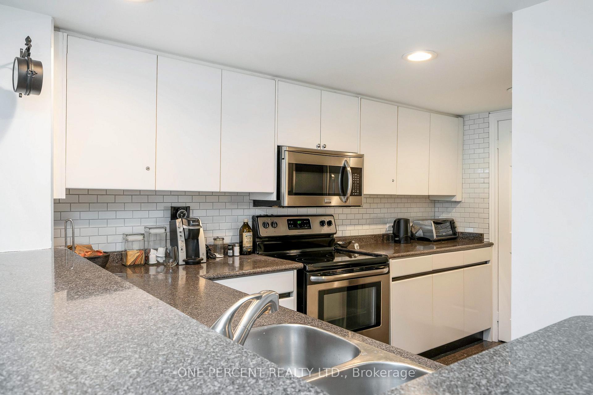 Photo 26 of Unit 210, 110 Fairway Crescent, Blue Mountains — HOMEH