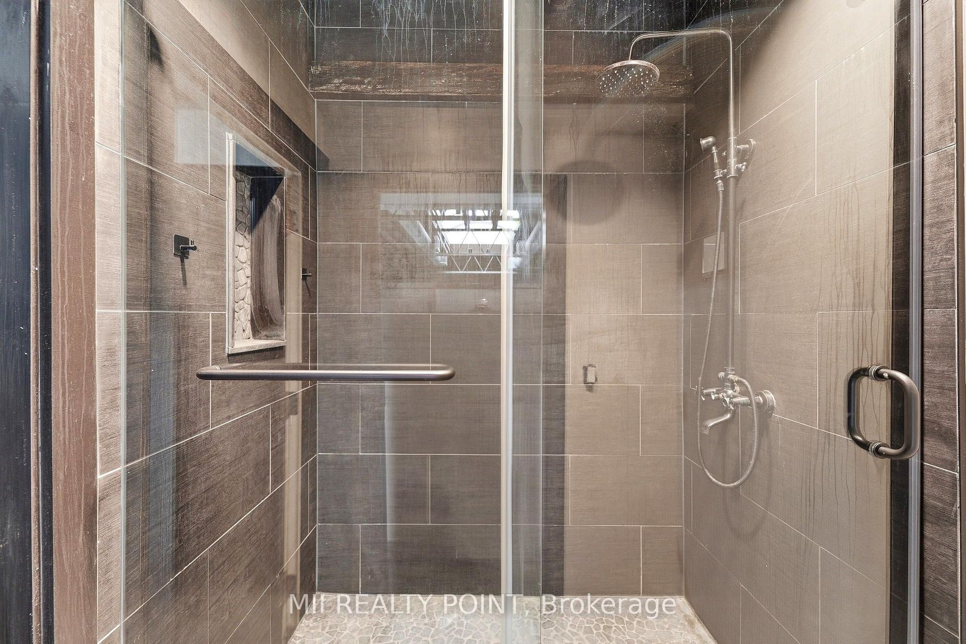 Photo 36 of 881 Danforth Place, Burlington, Bayview — HOMEH