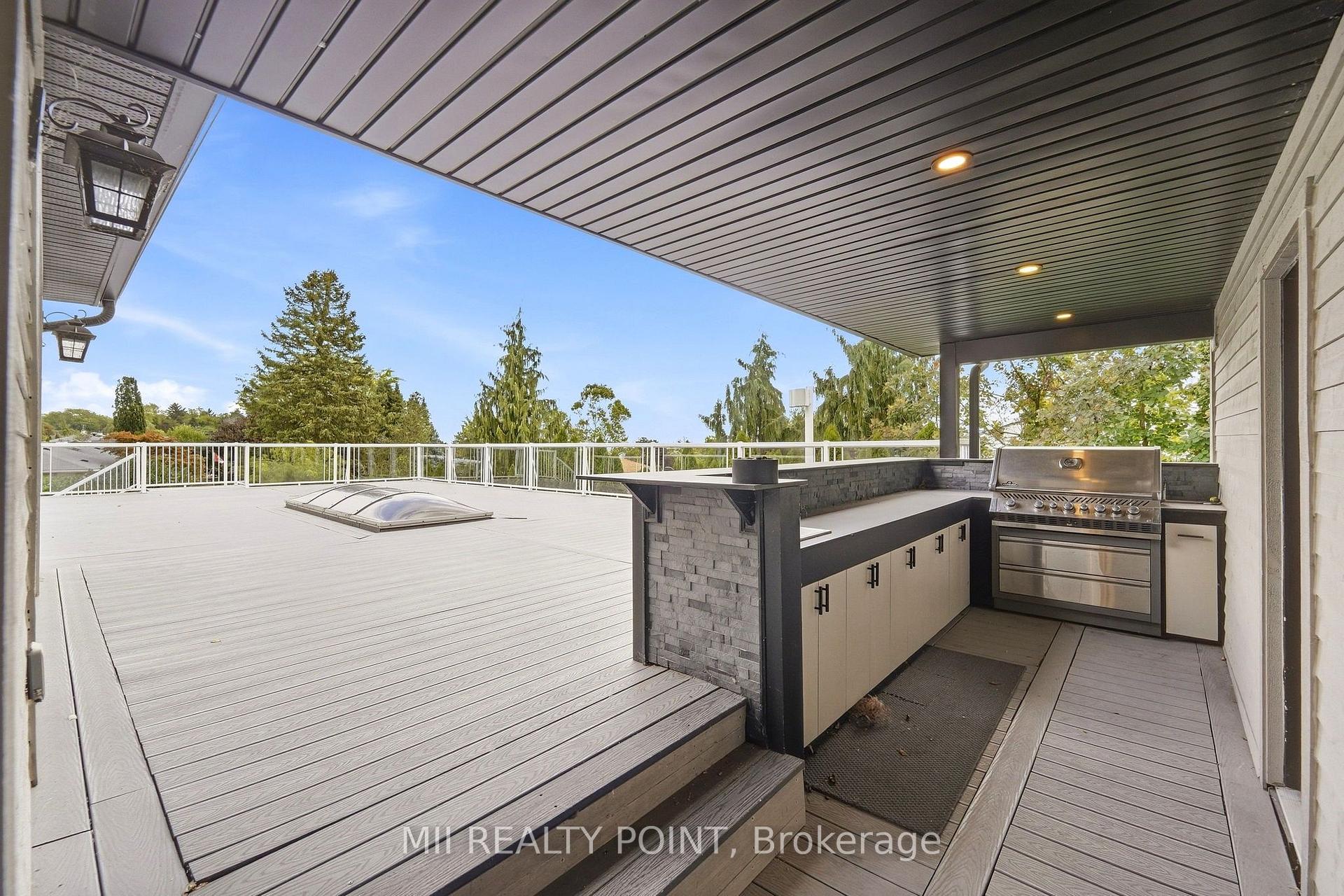 Photo 44 of 881 Danforth Place, Burlington, Bayview — HOMEH