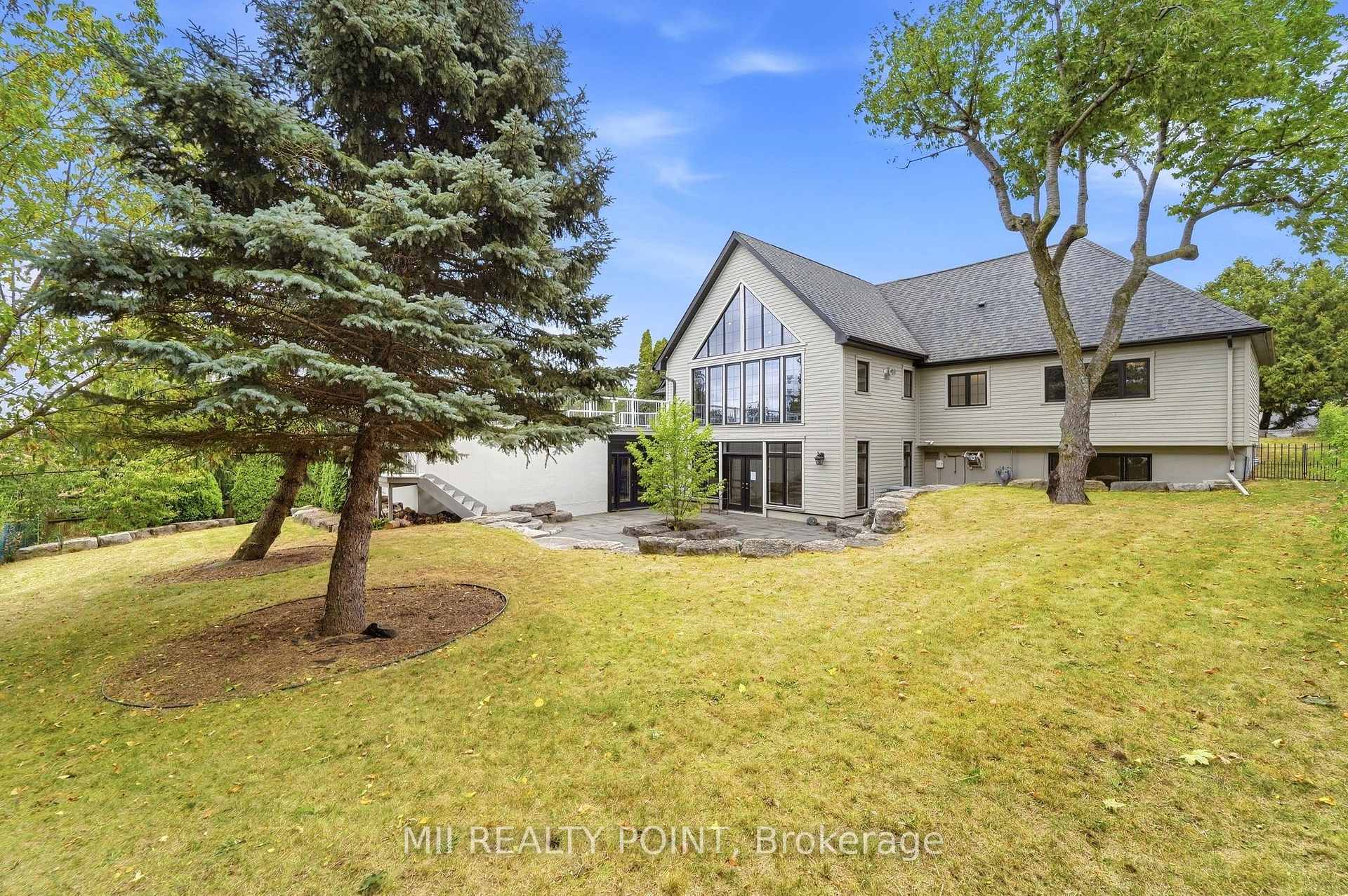 Photo 49 of 881 Danforth Place, Burlington, Bayview — HOMEH