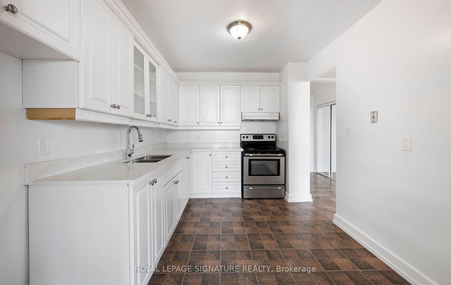 Photo 18 of Unit 901, 14 Neilson Drive, Etobicoke, Markland Wood — HOMEH