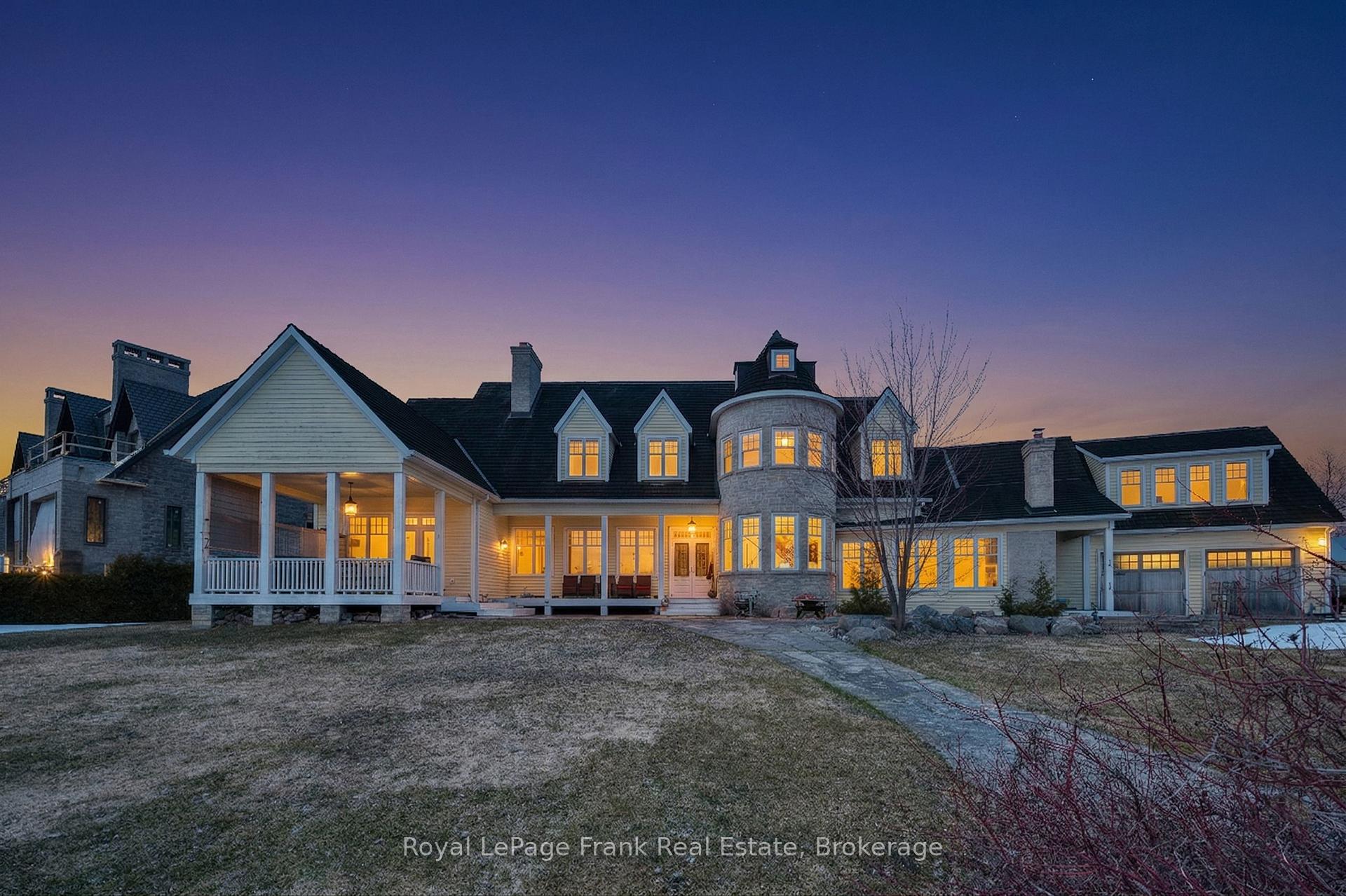 Photo 7 of 136 Lake Drive E, Georgina, Historic Lakeshore Communities — HOMEH