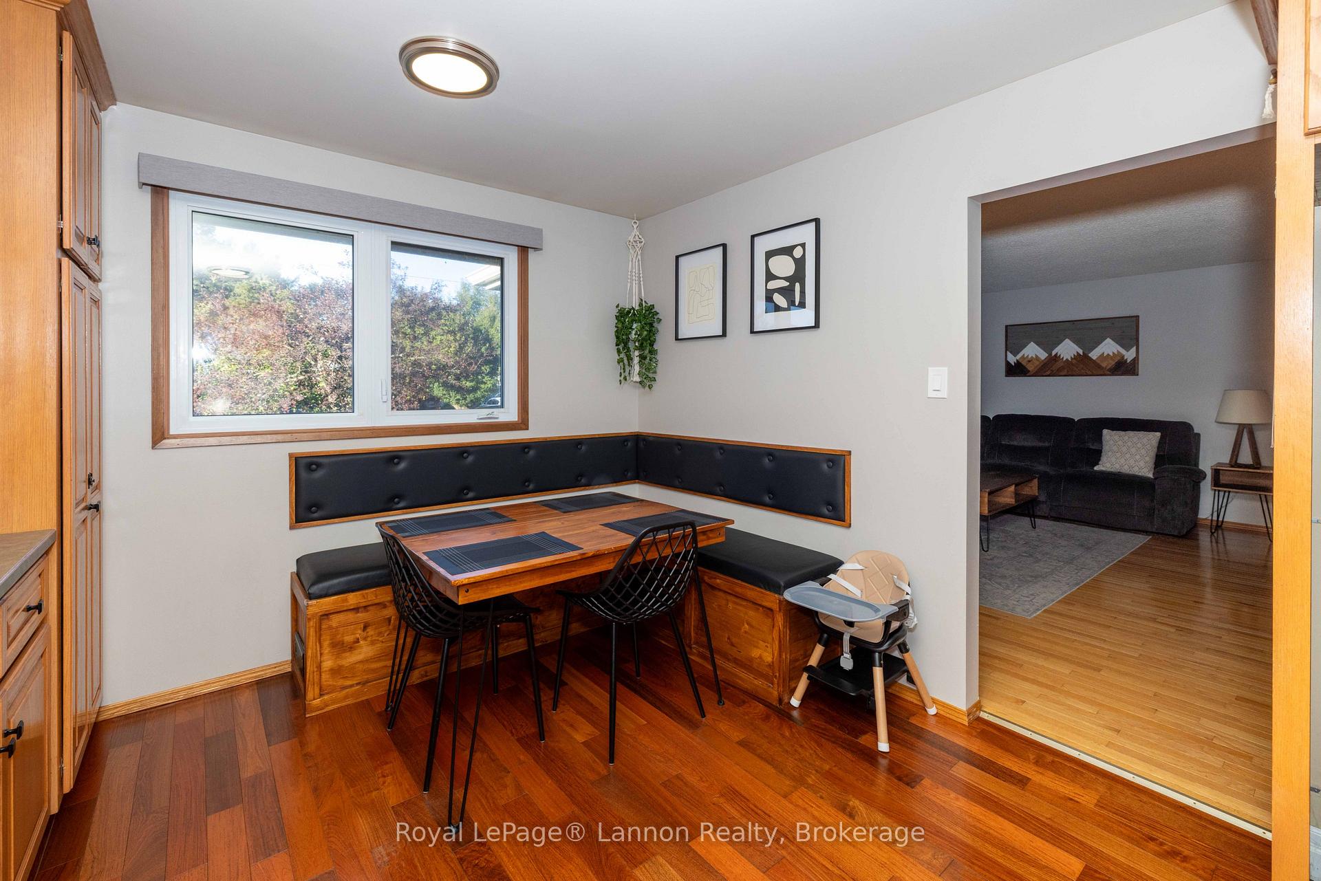 Photo 11 of 376 Ryerson Crescent, Thunder Bay, College Park — HOMEH