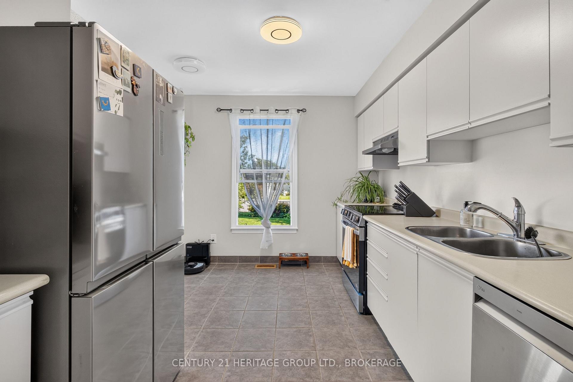 Photo 14 of 71 Rose Abbey Drive, Kingston, Kingston East (Incl Barret Crt) — HOMEH
