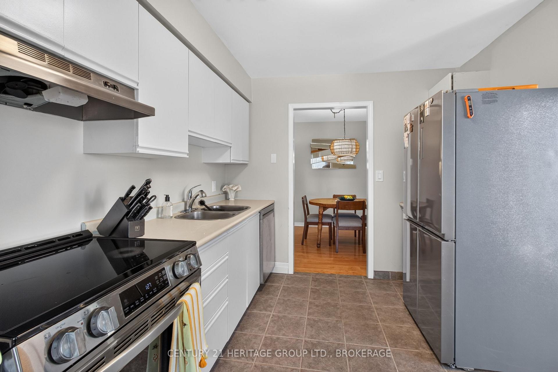 Photo 19 of 71 Rose Abbey Drive, Kingston, Kingston East (Incl Barret Crt) — HOMEH
