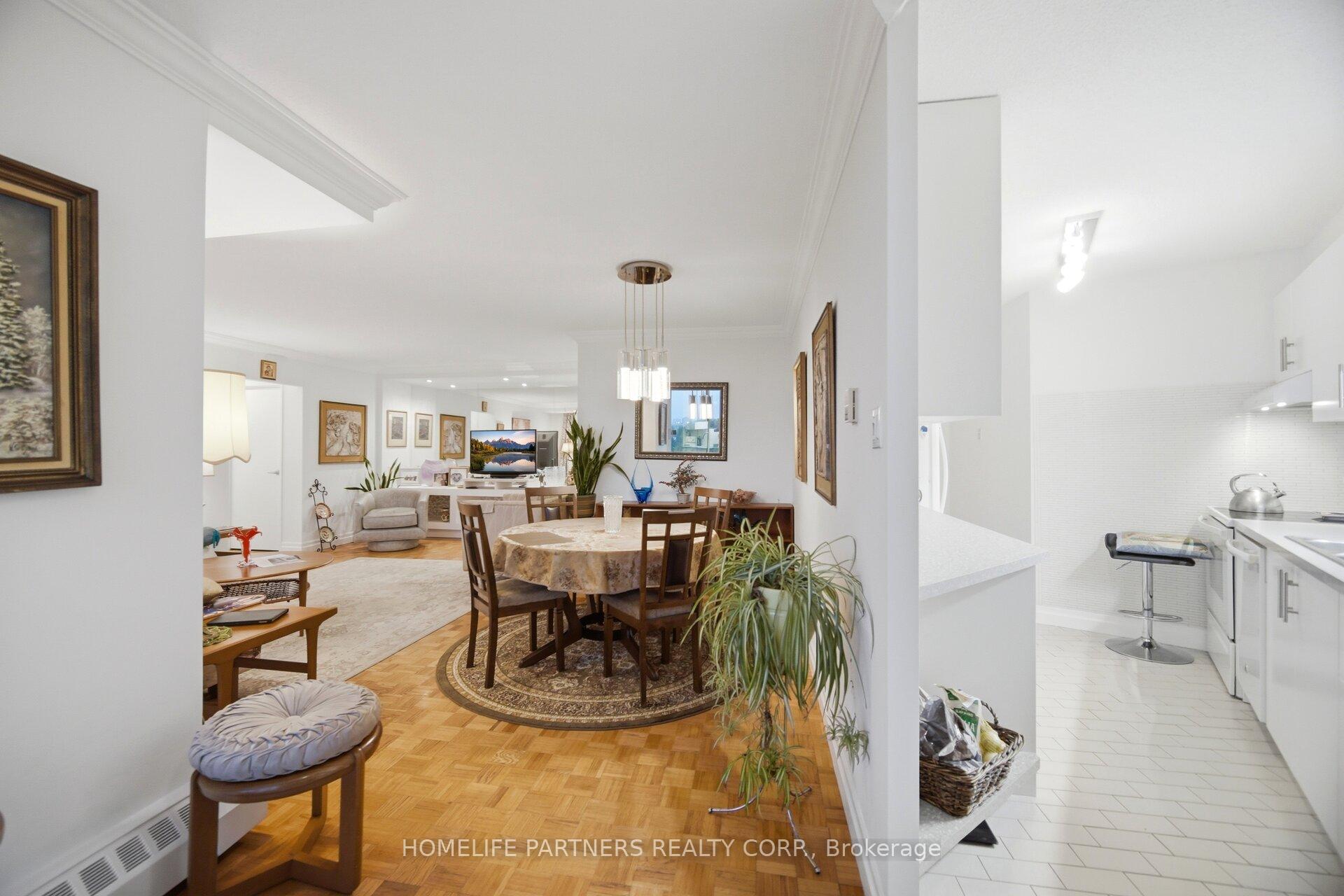 Photo 8 of Unit 903, 335 Mill Road, Etobicoke, Eringate-Centennial-West Deane — HOMEH
