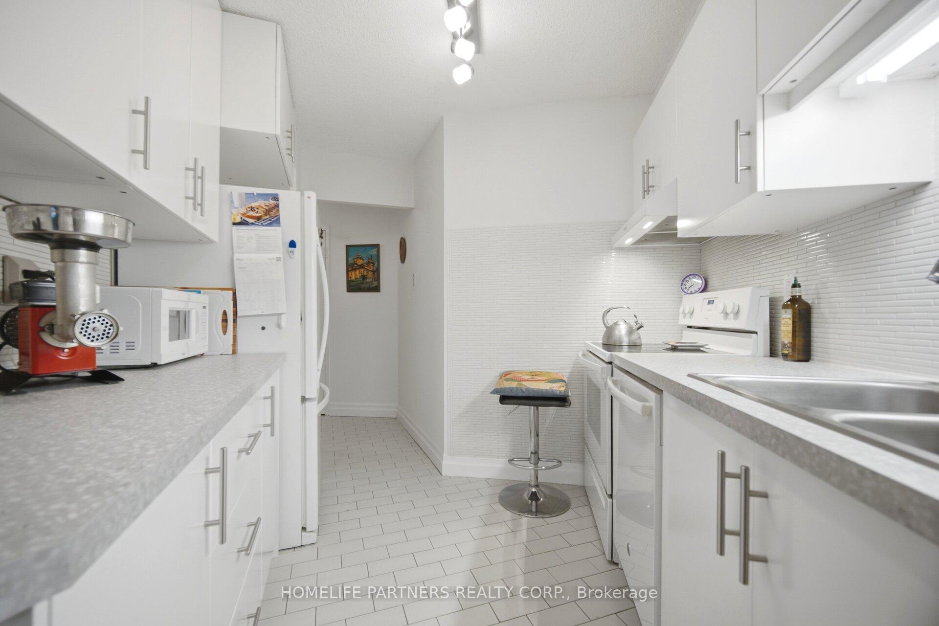 Photo 9 of Unit 903, 335 Mill Road, Etobicoke, Eringate-Centennial-West Deane — HOMEH