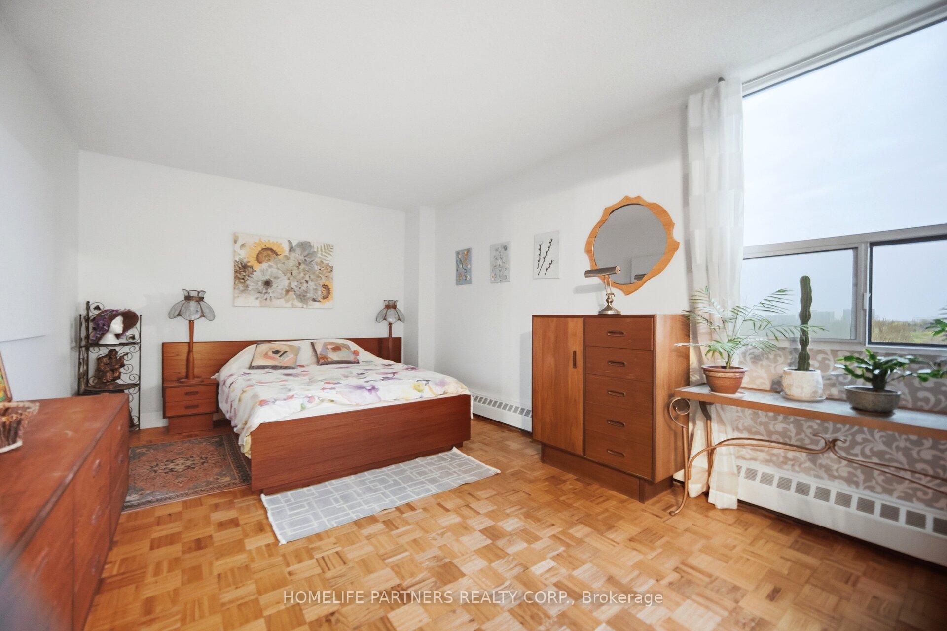 Photo 20 of Unit 903, 335 Mill Road, Etobicoke, Eringate-Centennial-West Deane — HOMEH