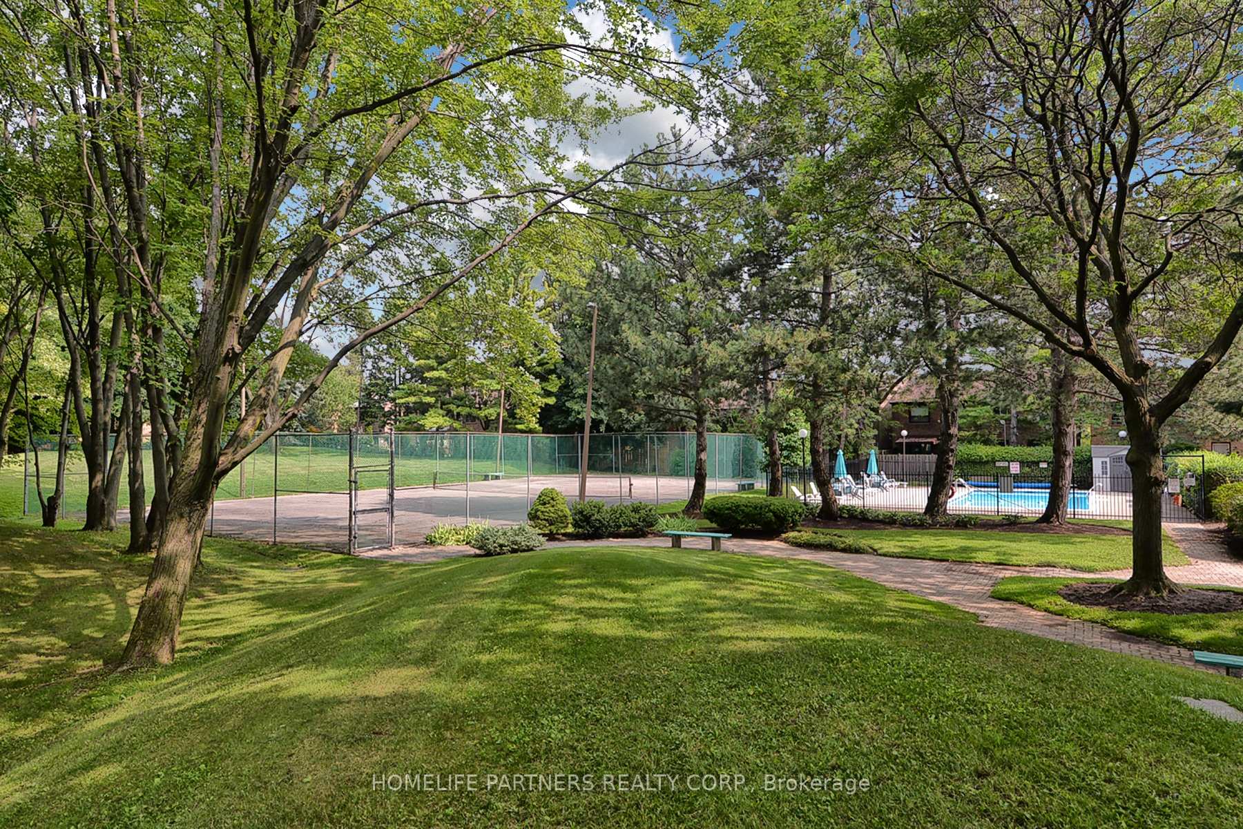 Photo 29 of Unit 903, 335 Mill Road, Etobicoke, Eringate-Centennial-West Deane — HOMEH
