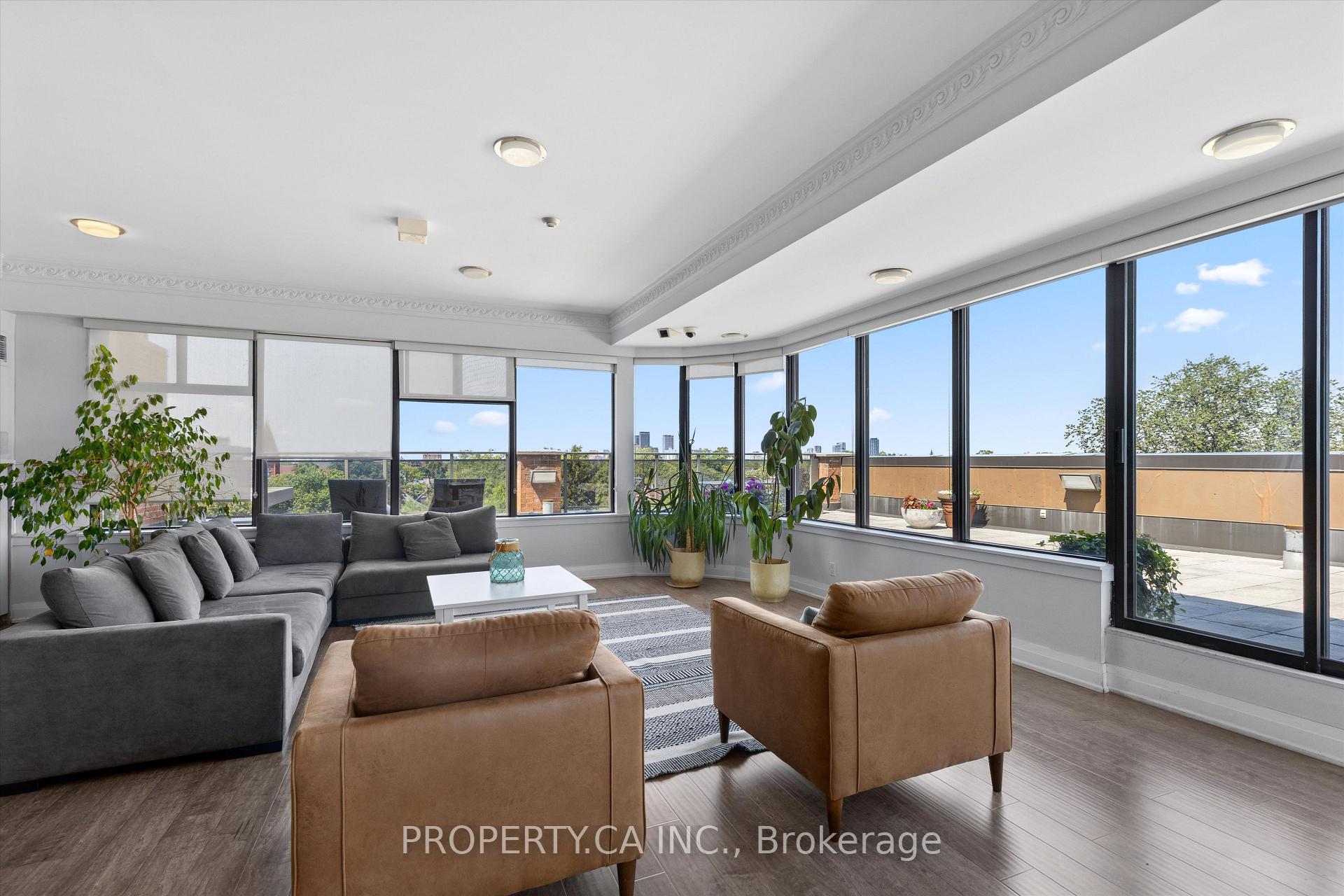 Photo 17 of Unit 306, 456 College Street, Toronto, Palmerston-Little Italy — HOMEH