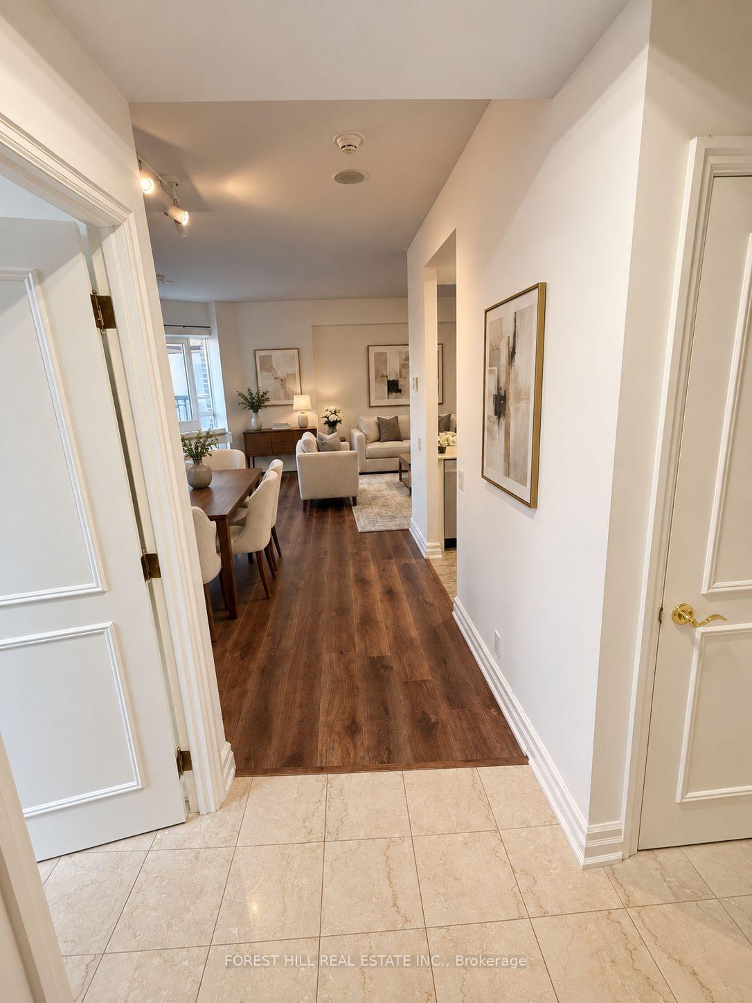 Photo 2 of Unit 802, 38 Avenue Road, Toronto, The Annex — HOMEH