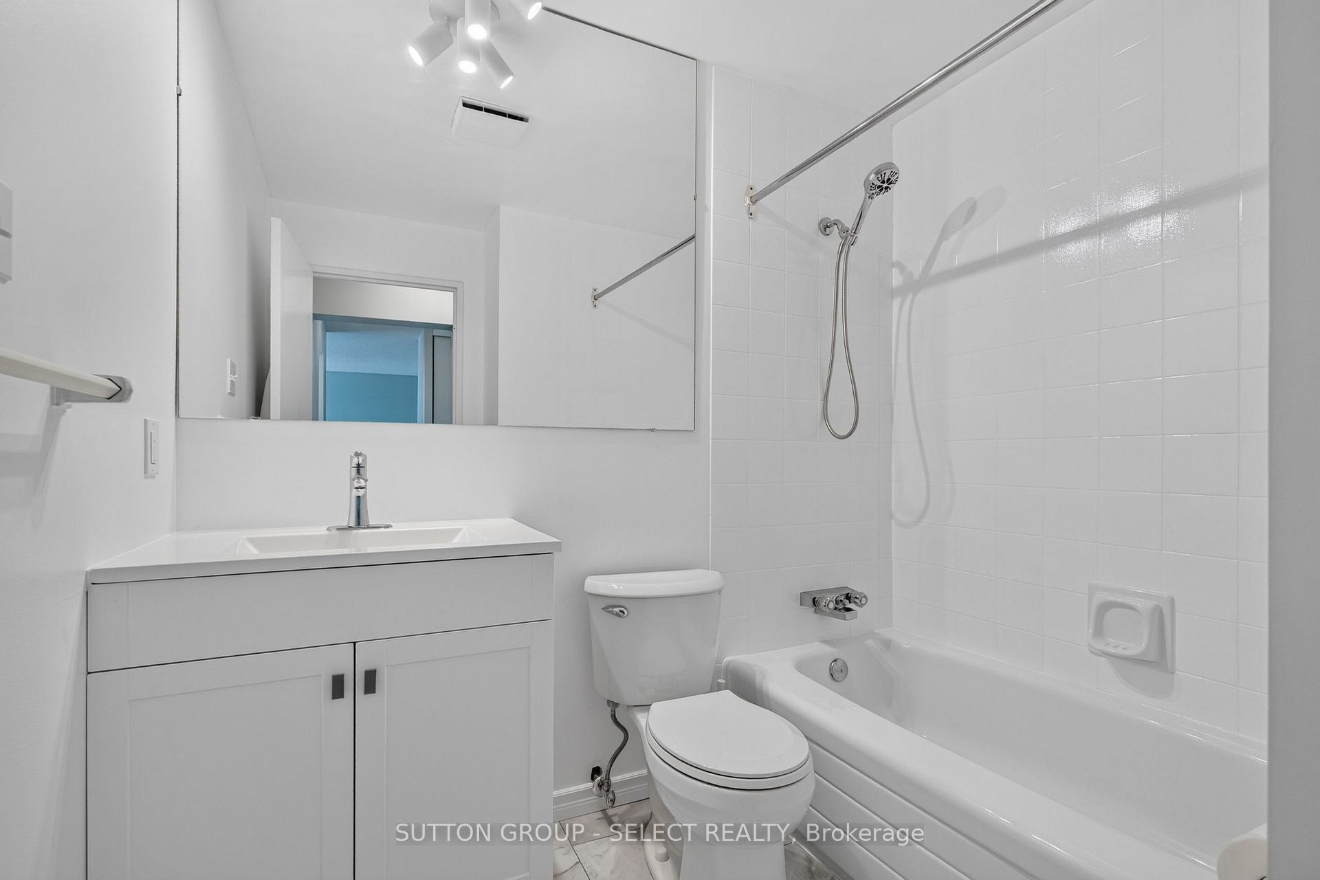 Photo 22 of Unit 612, 600 Grenfell Drive, London, North C — HOMEH